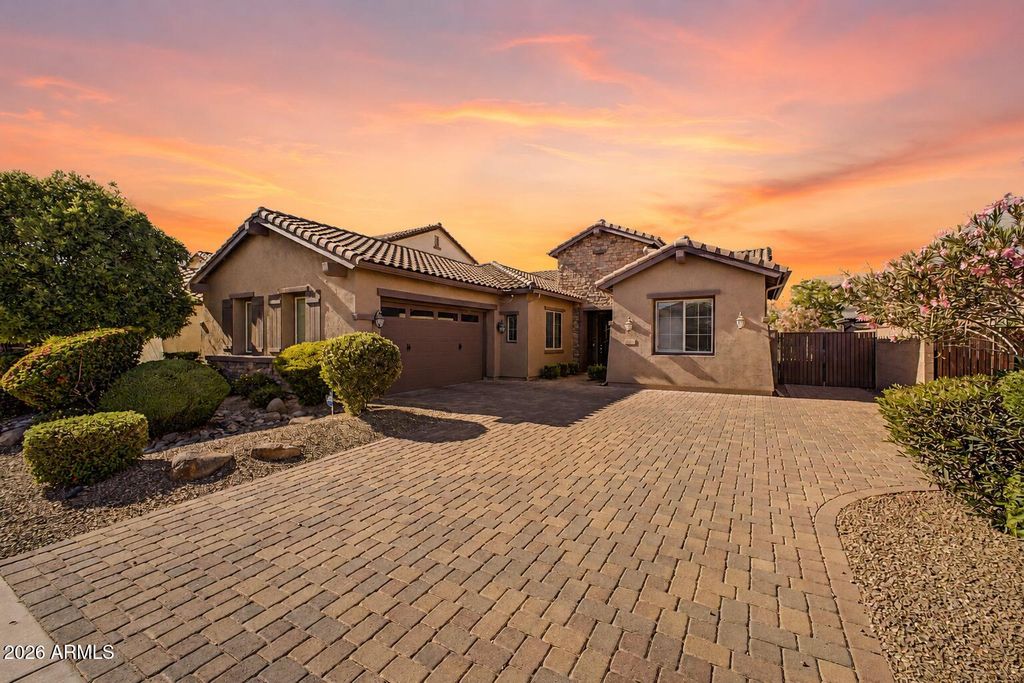 Photo of 582 W Zion Place, Chandler, AZ 85248 (MLS # 7026038)