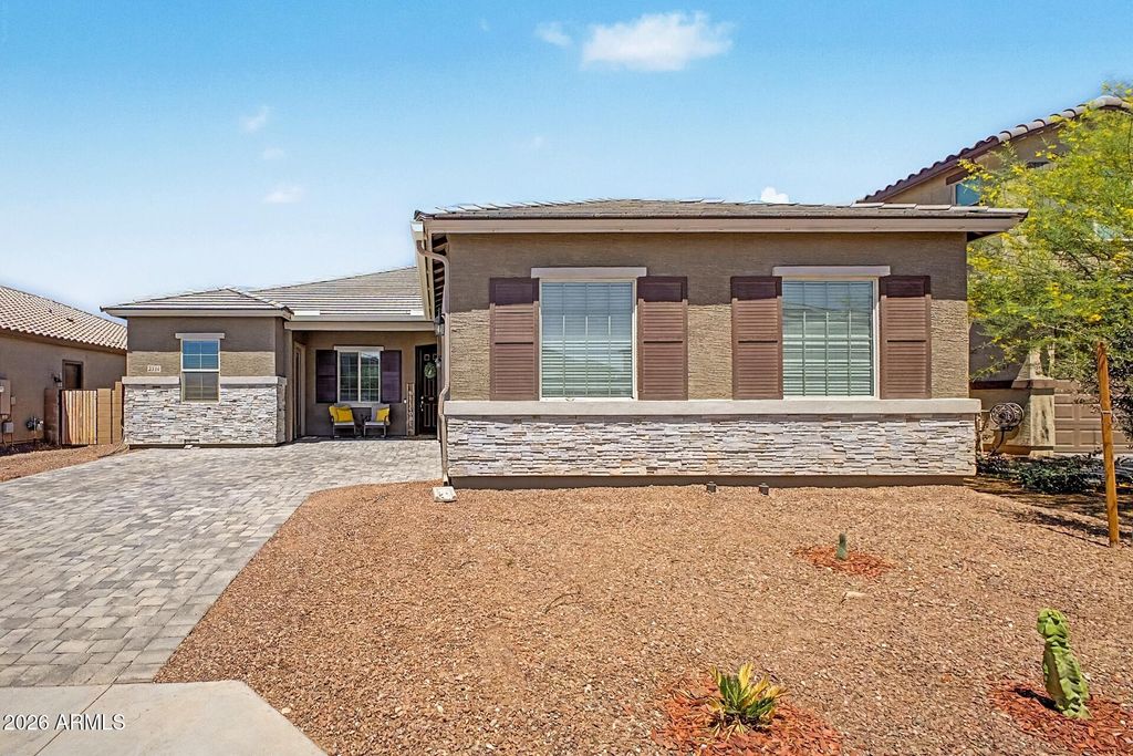 Photo of 2334 N 195th Drive, Buckeye, AZ 85396 (MLS # 7016470)
