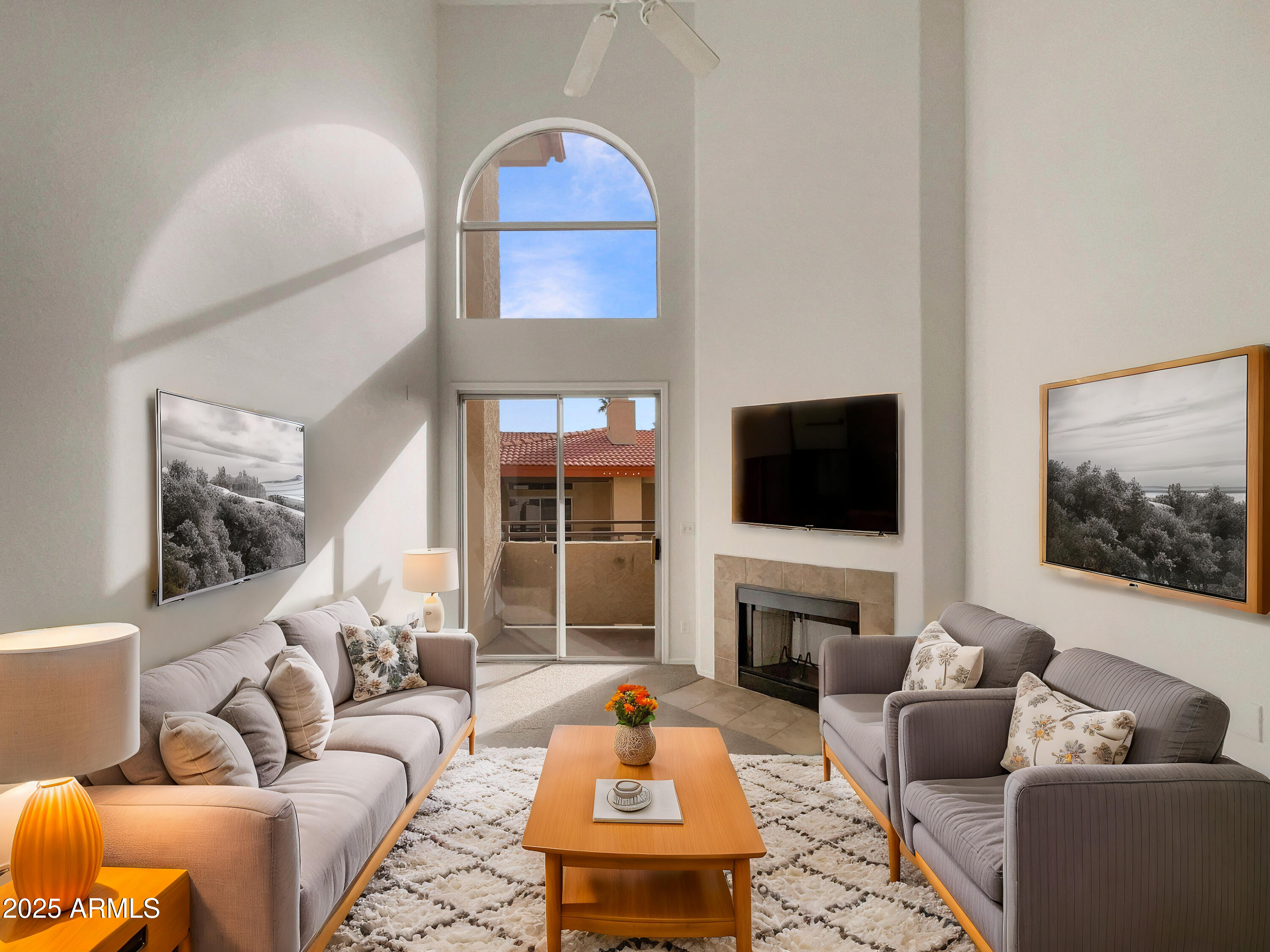 10410 N CAVE CREEK Road 2119