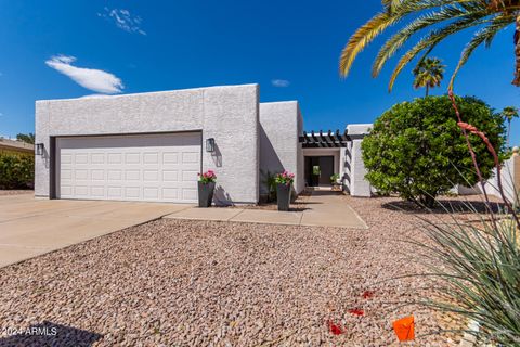 A home in Sun Lakes