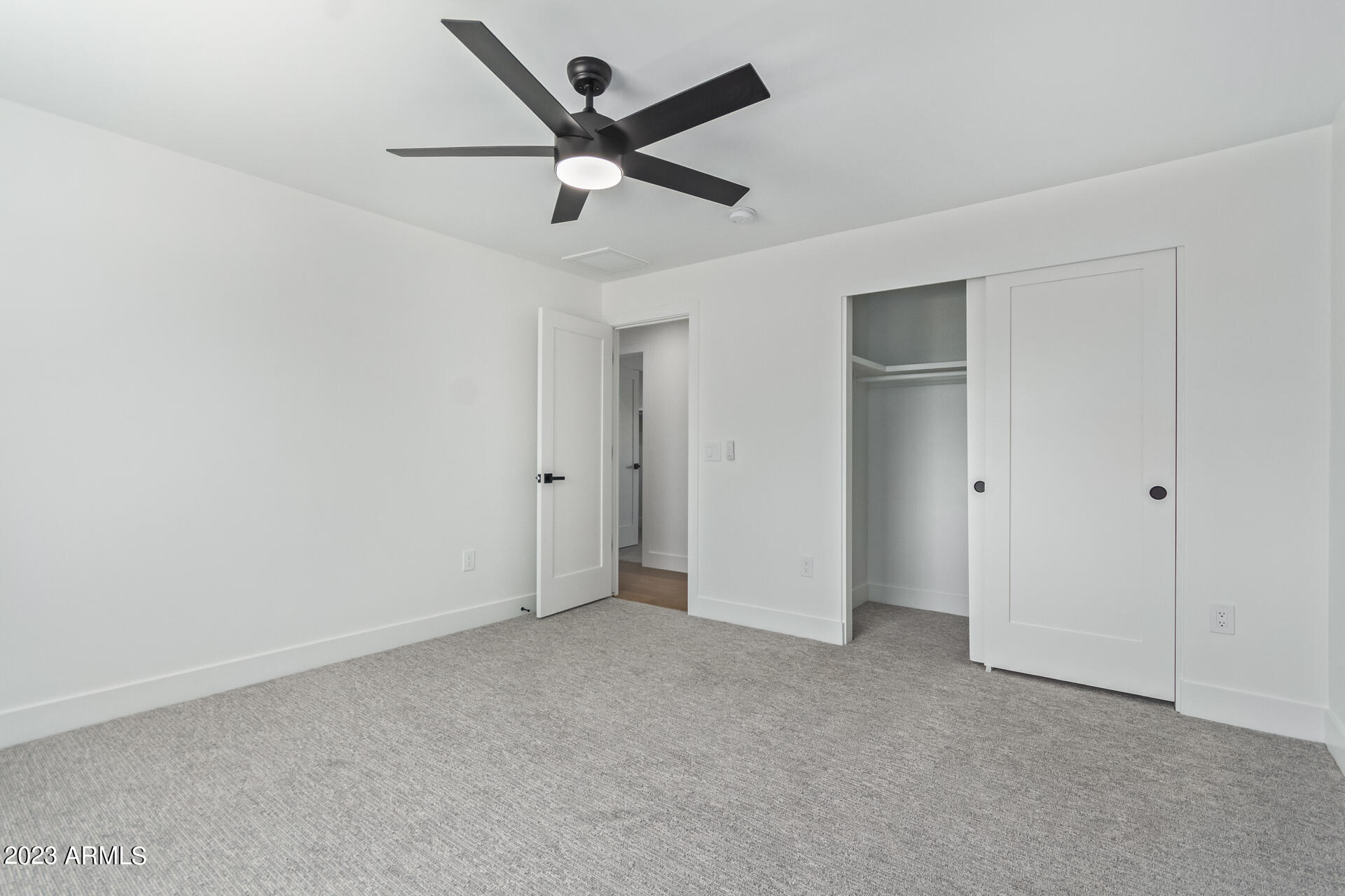 GROSSE POINTE - Residential