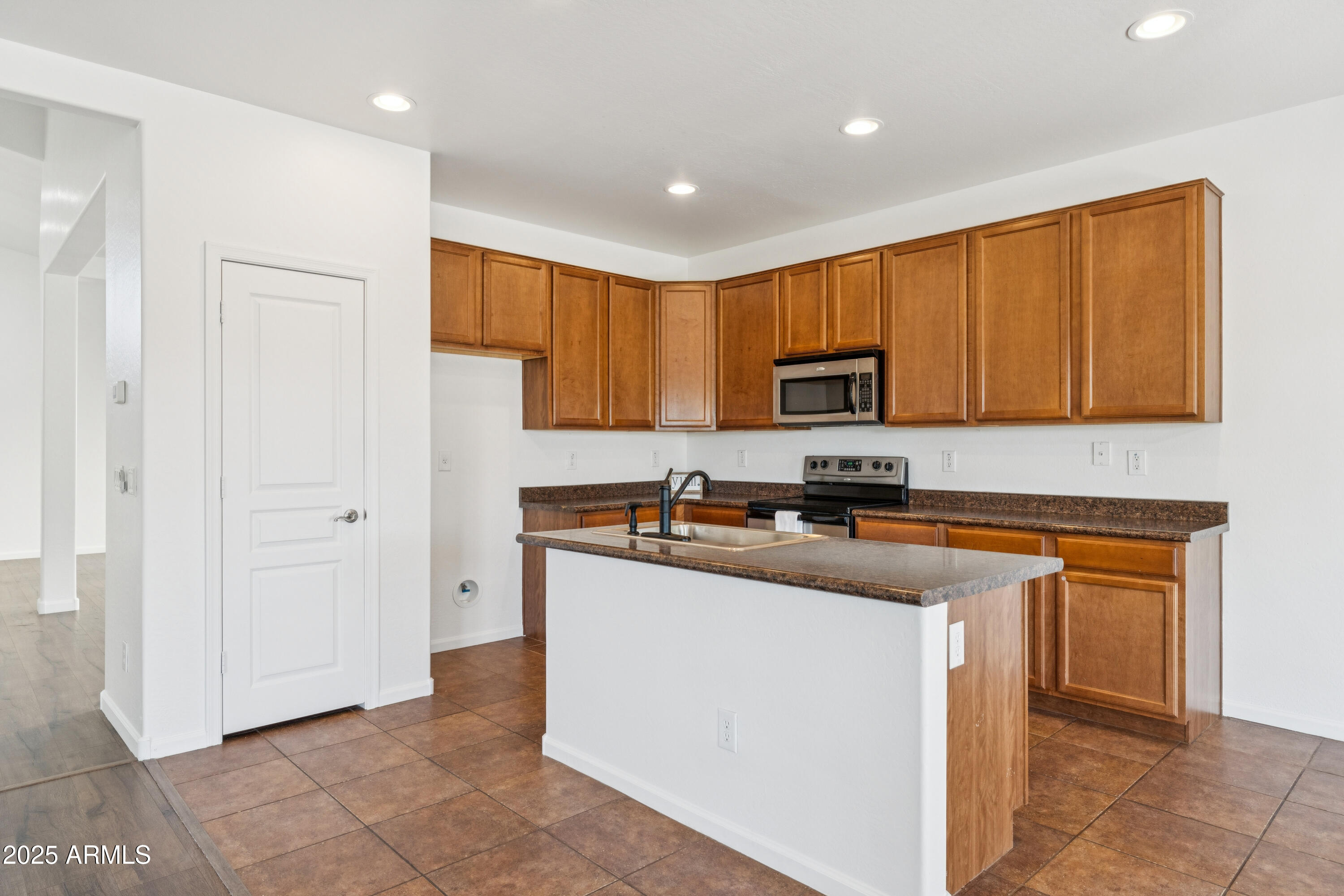 Search Homes 3 1239 W DESCANSO CANYON Drive