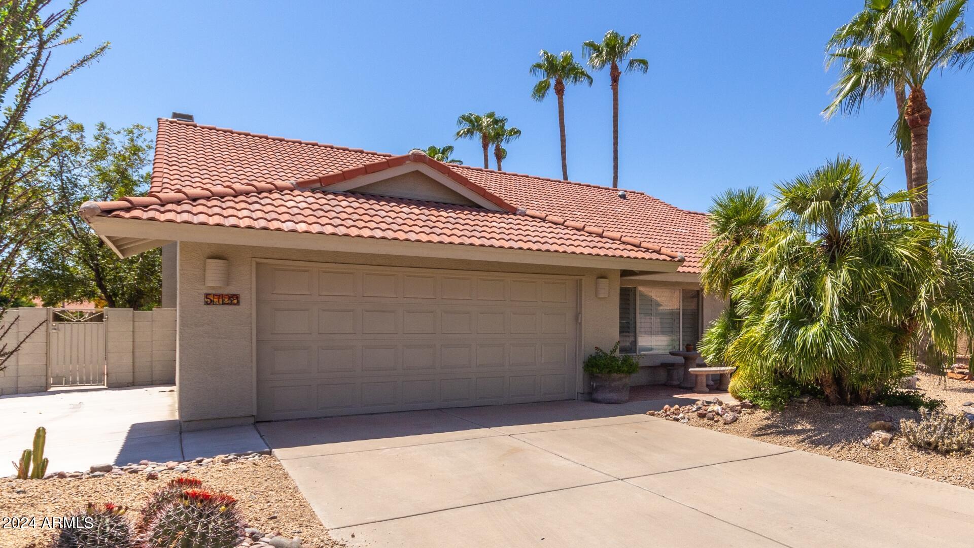 5729 E ANDERSON Drive