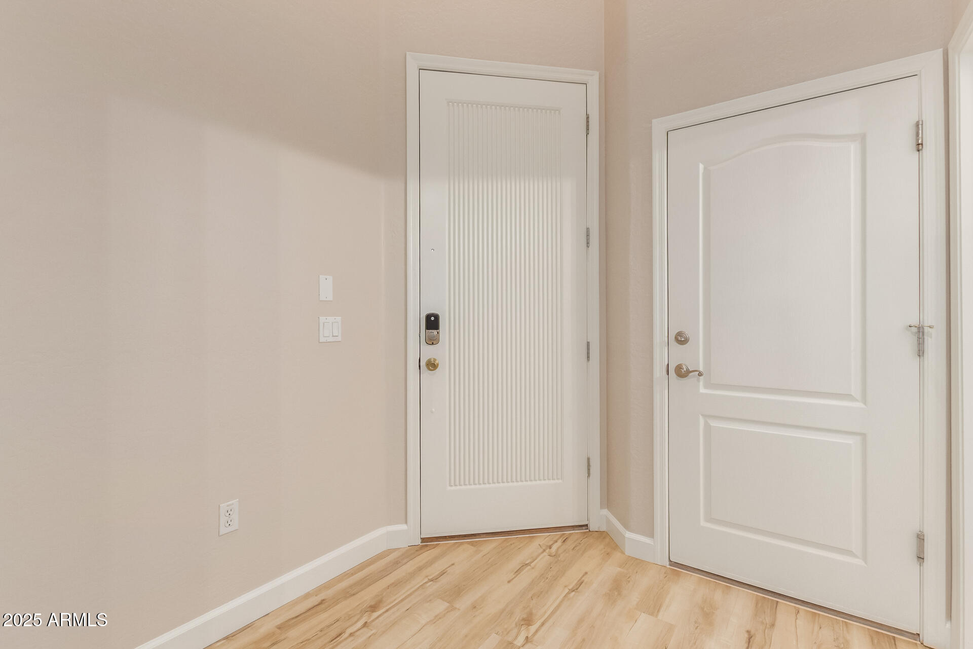 705 W QUEEN CREEK Road 1208