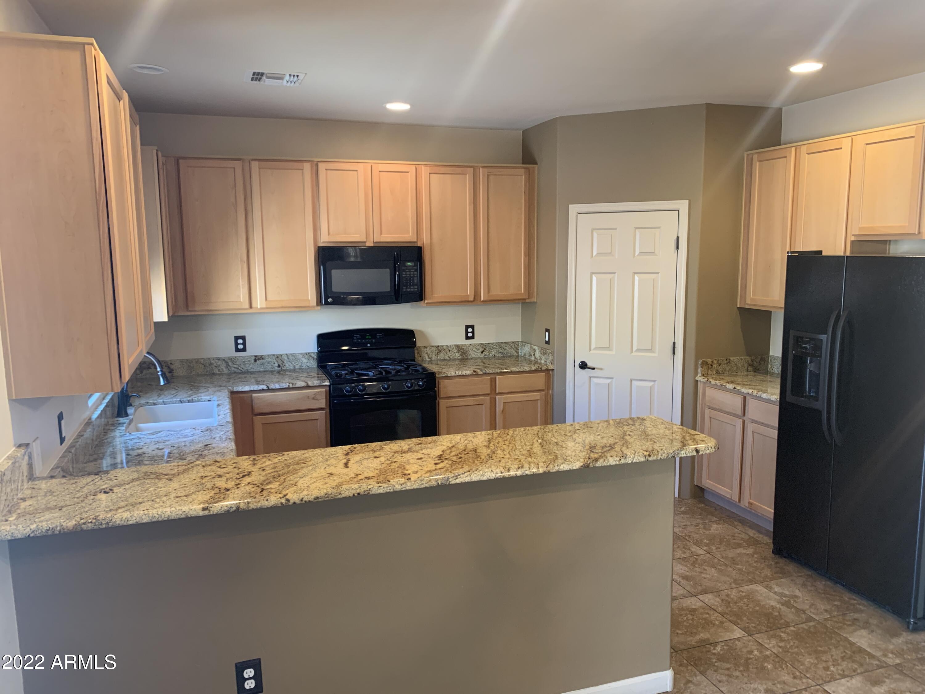 REFLECTIONS AT VALIENTE - Residential Lease