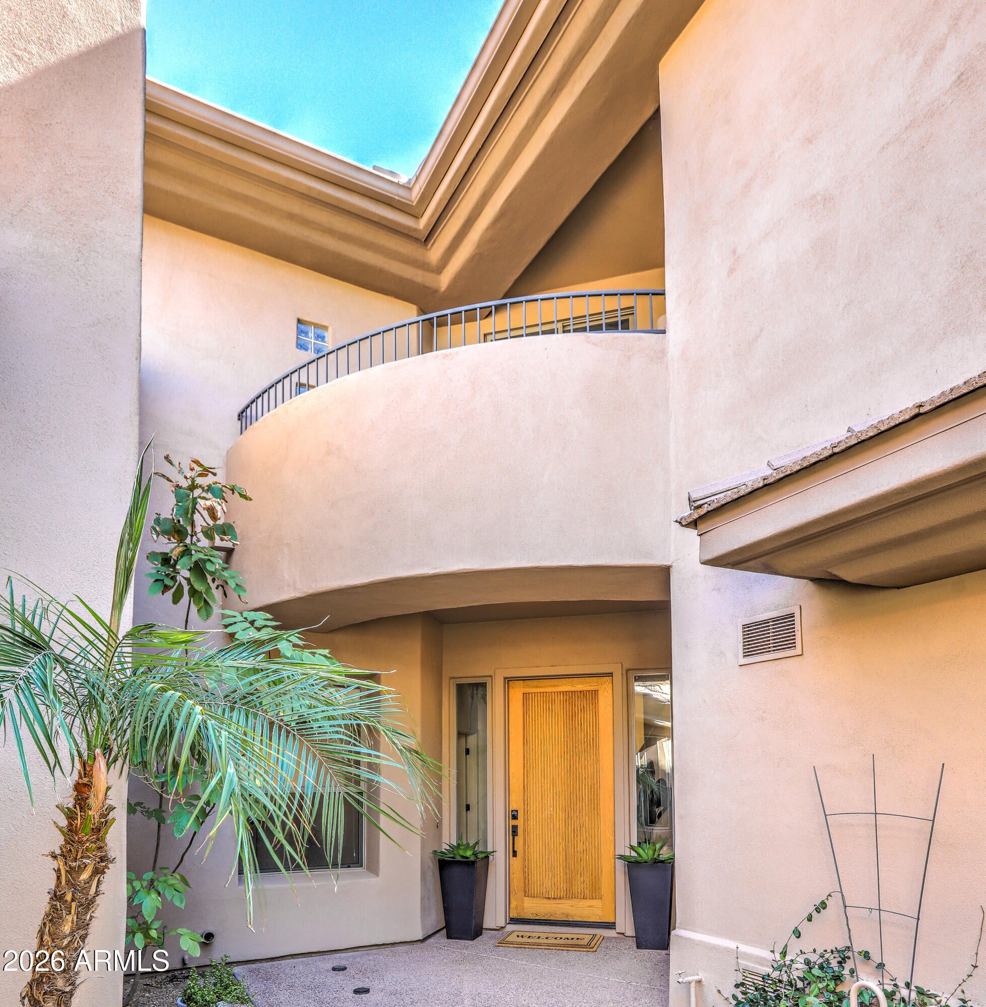 15240 N CLUBGATE Drive 111