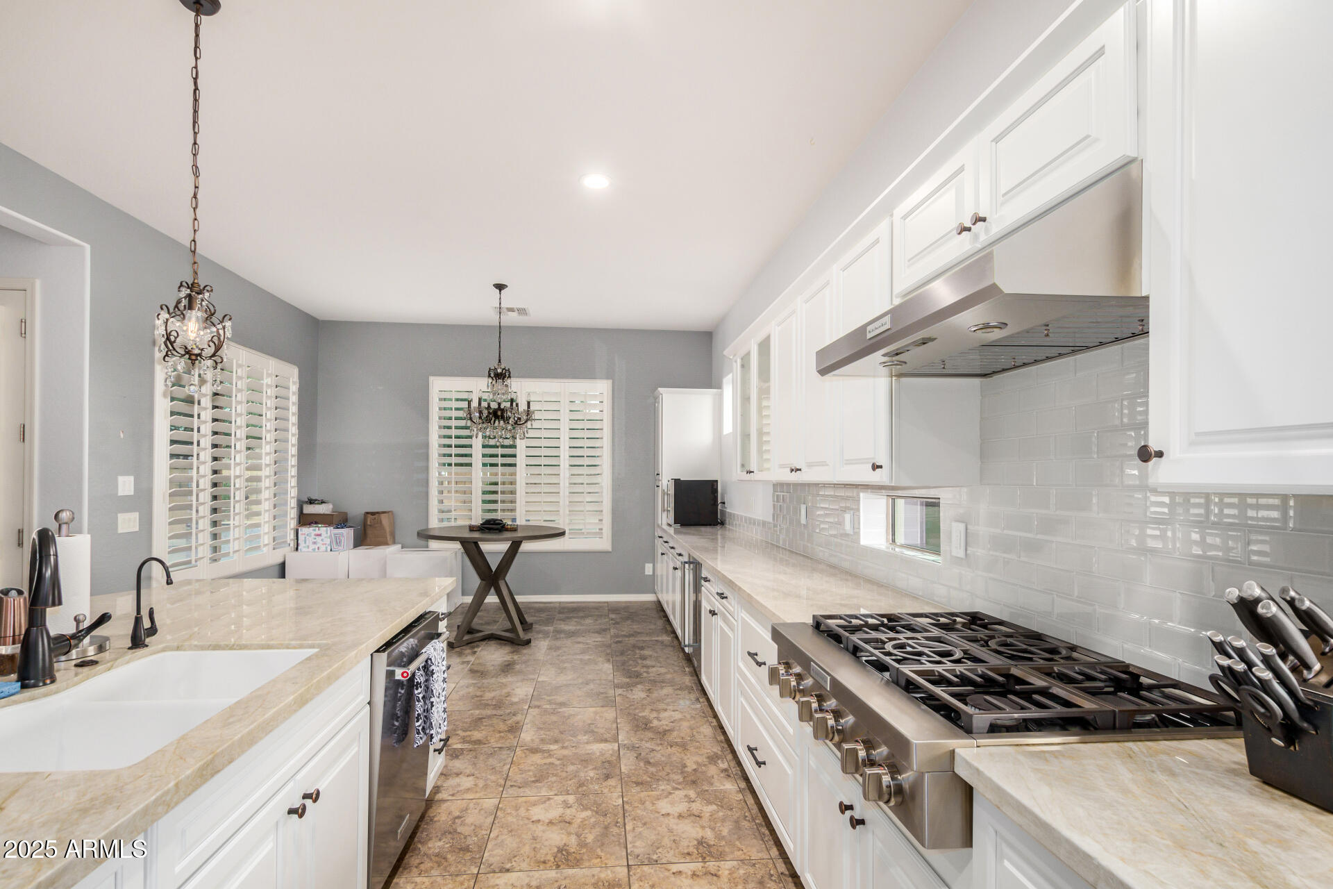 4453 S HUACHUCA Way