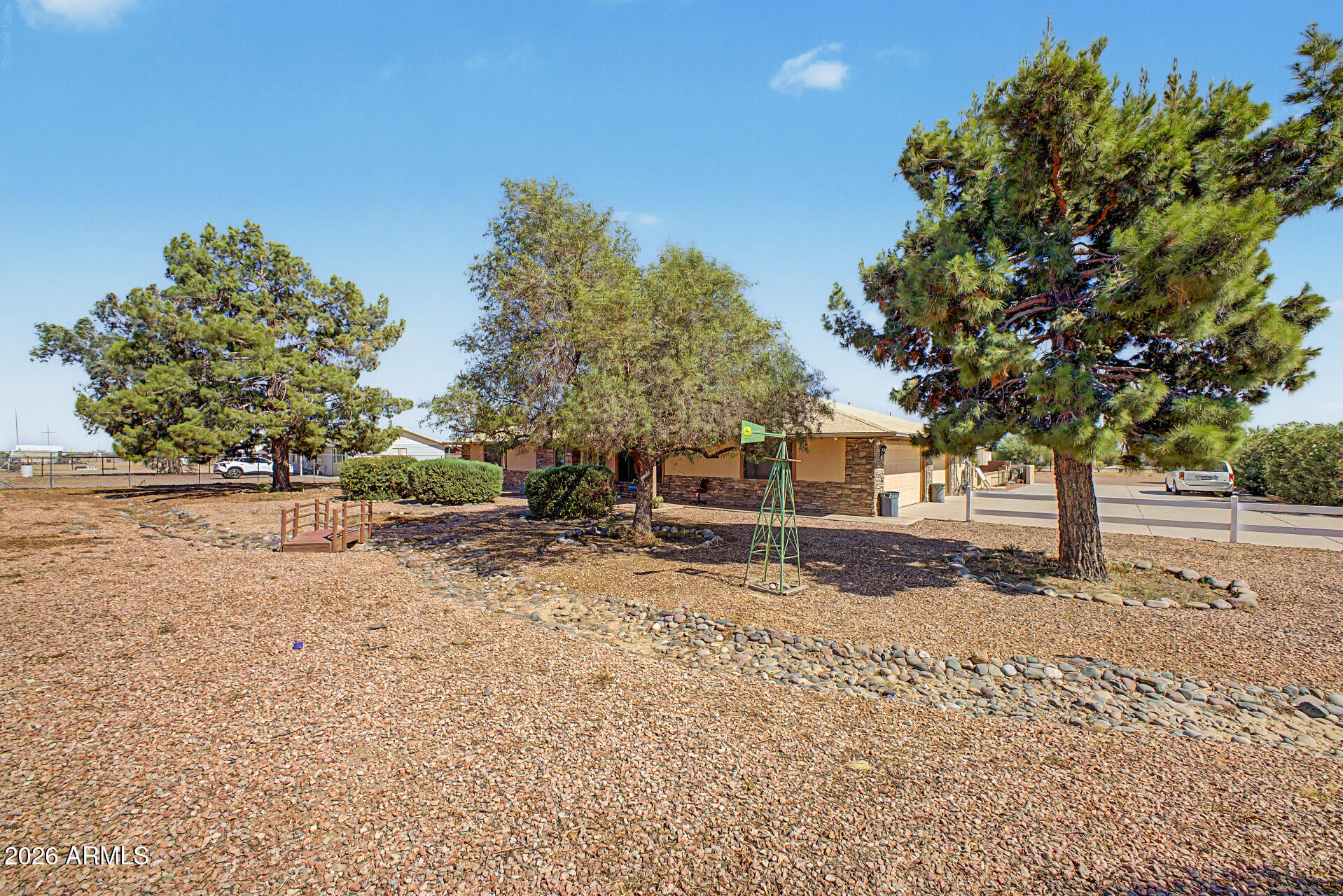 20537 W GORDON Way