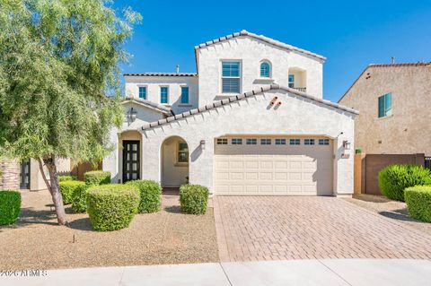 Photo of 3520 E Crest Lane, Phoenix, AZ 85050 (MLS # 7011001)