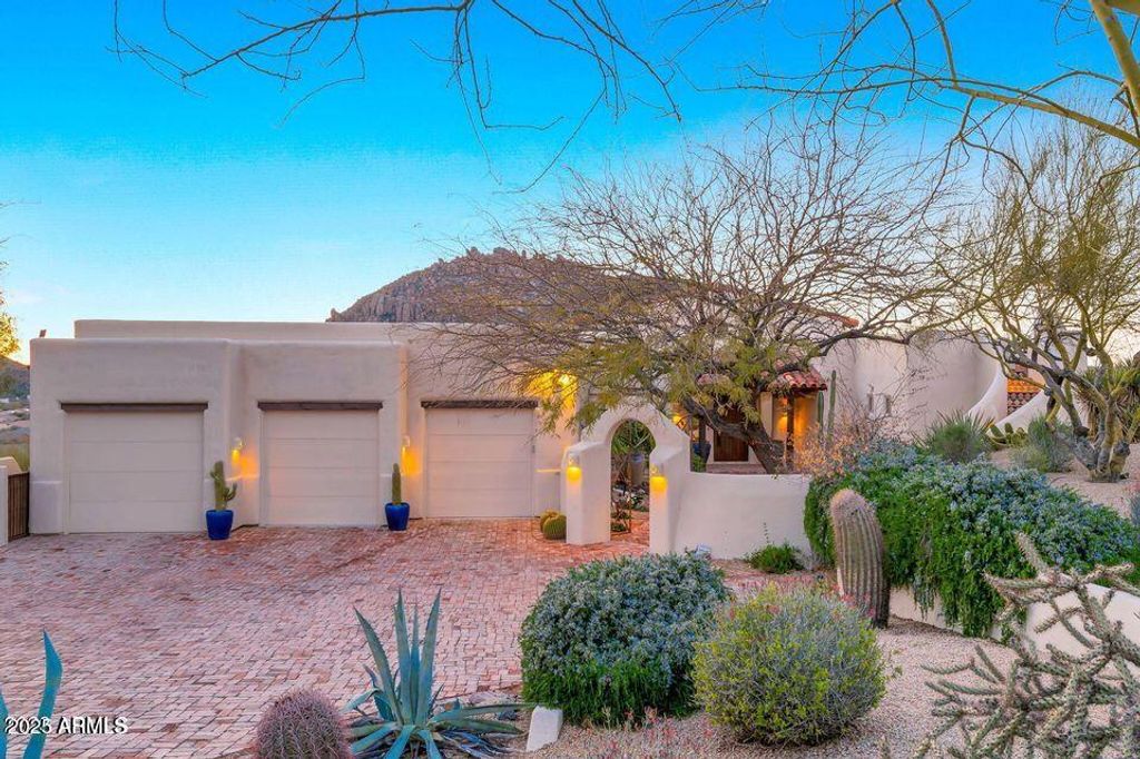 Photo of 24724 N 119th Place, Scottsdale, AZ 85255 (MLS # 6880643)