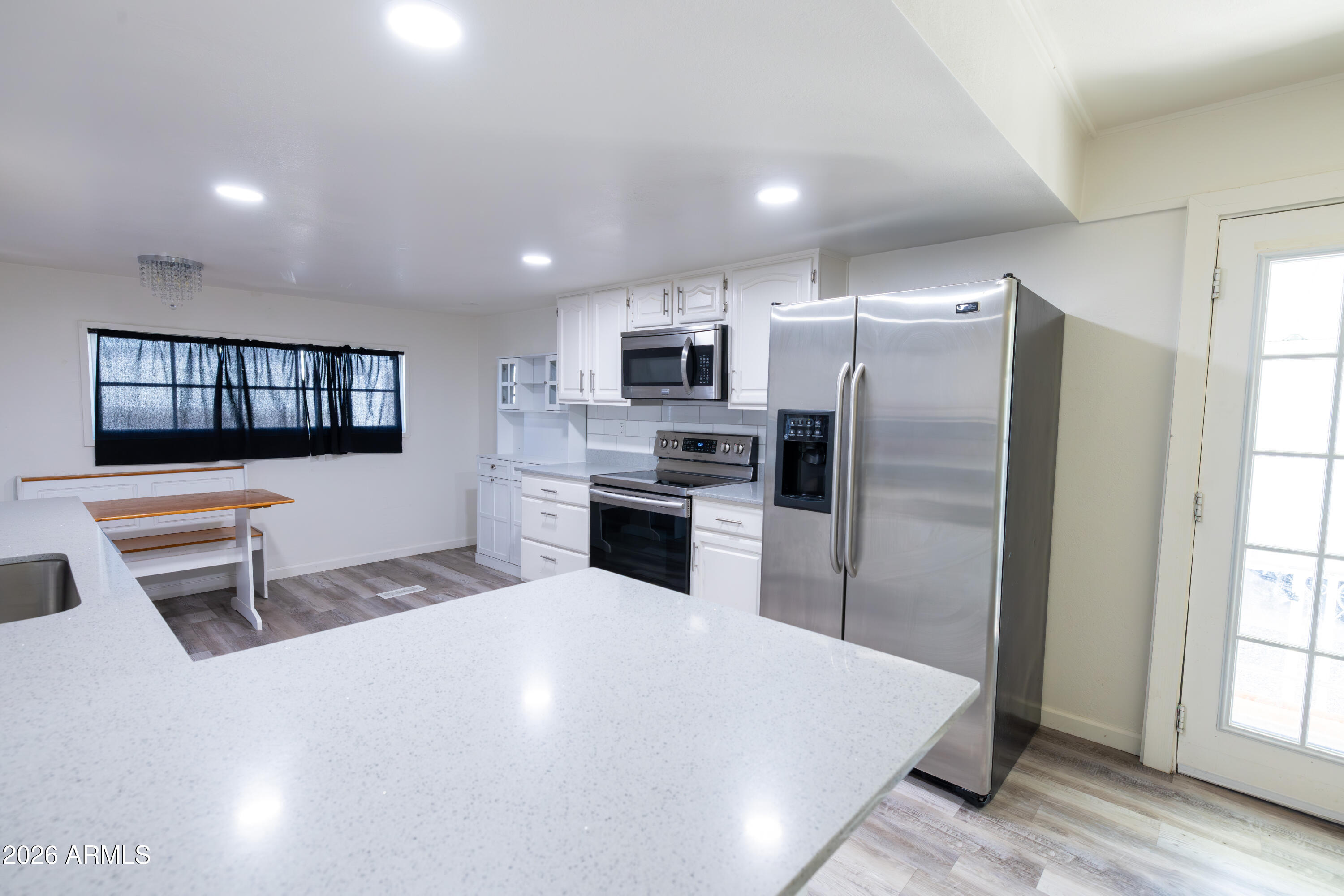 535 S ALMA SCHOOL Road 17