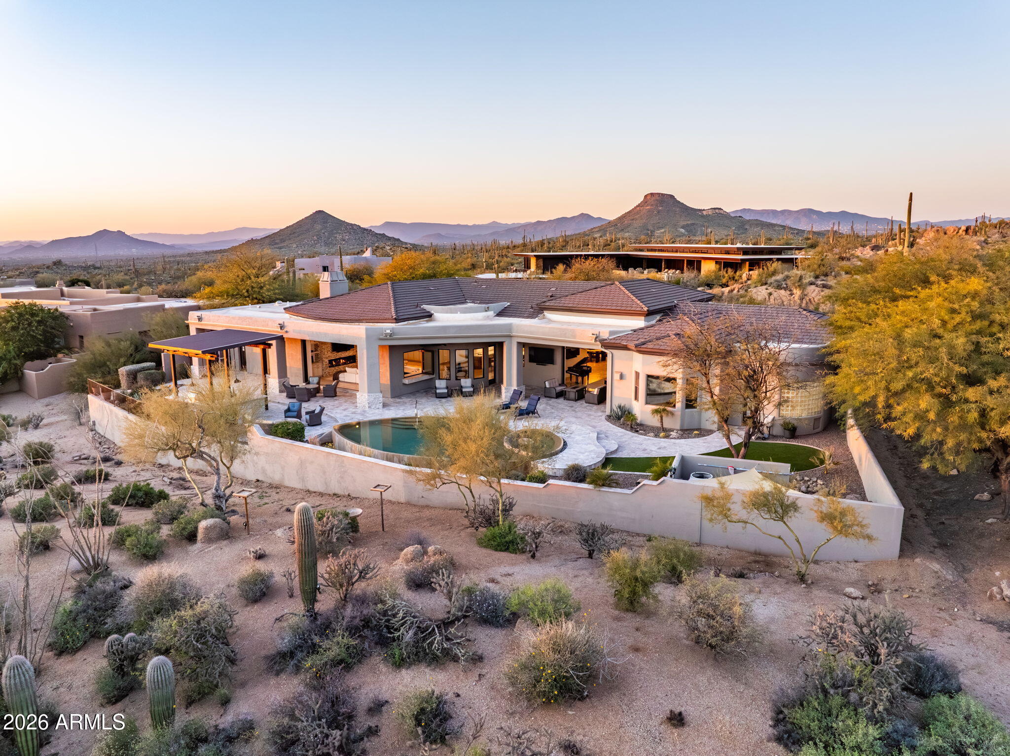 11135 E HARRIS HAWK Trail