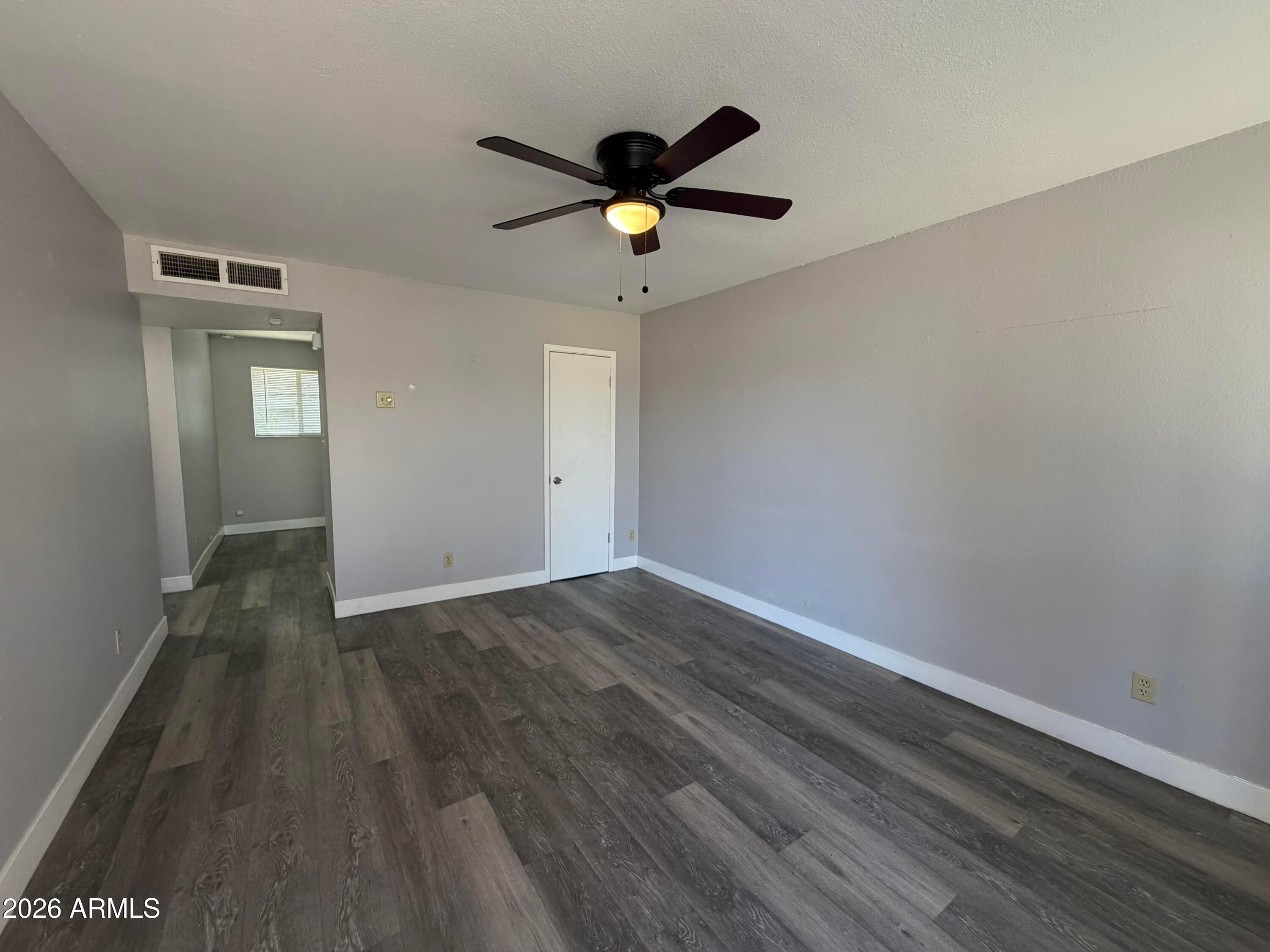 1833 E Harvard Street Apt 3