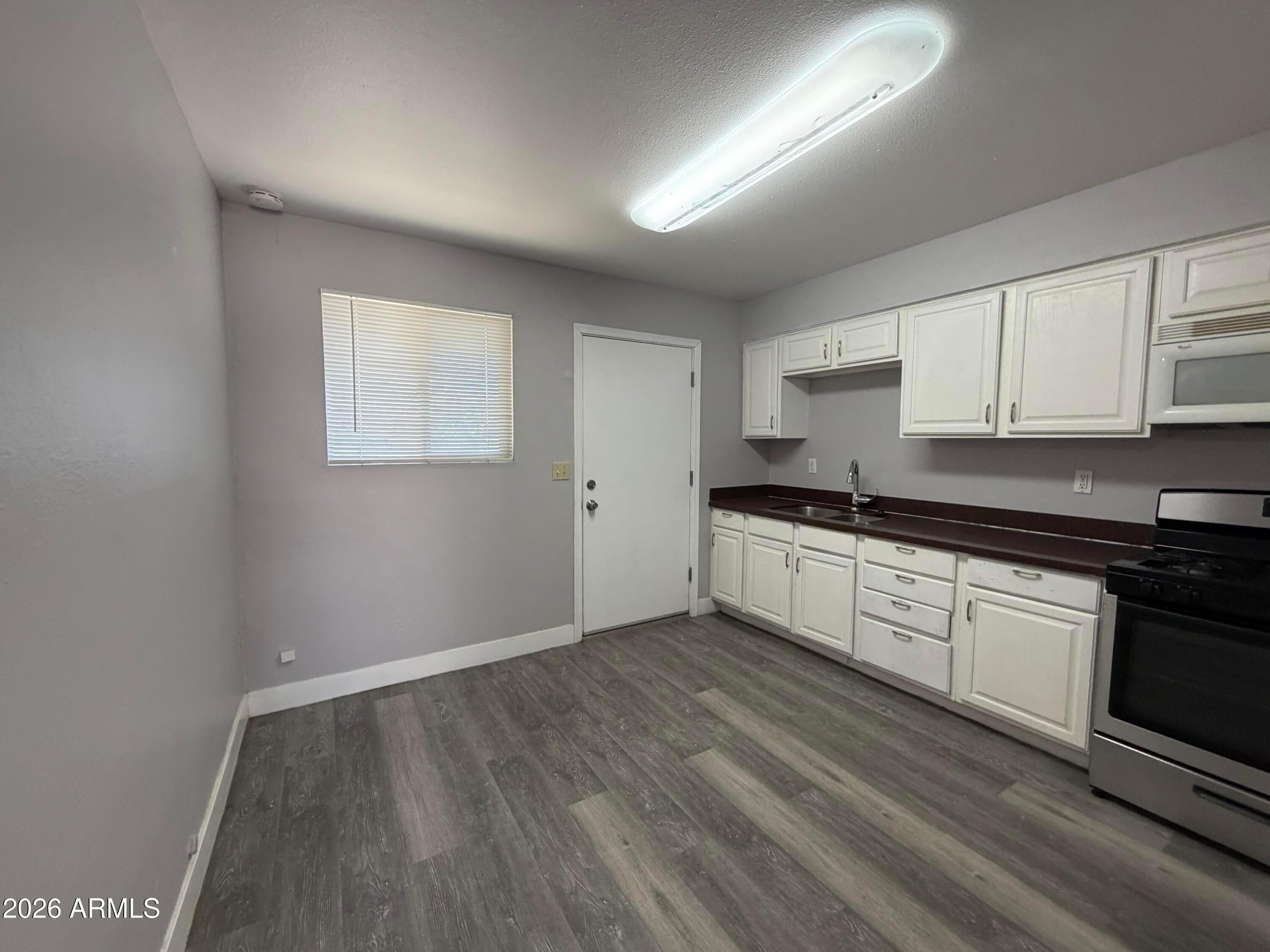 1833 E Harvard Street Apt 3