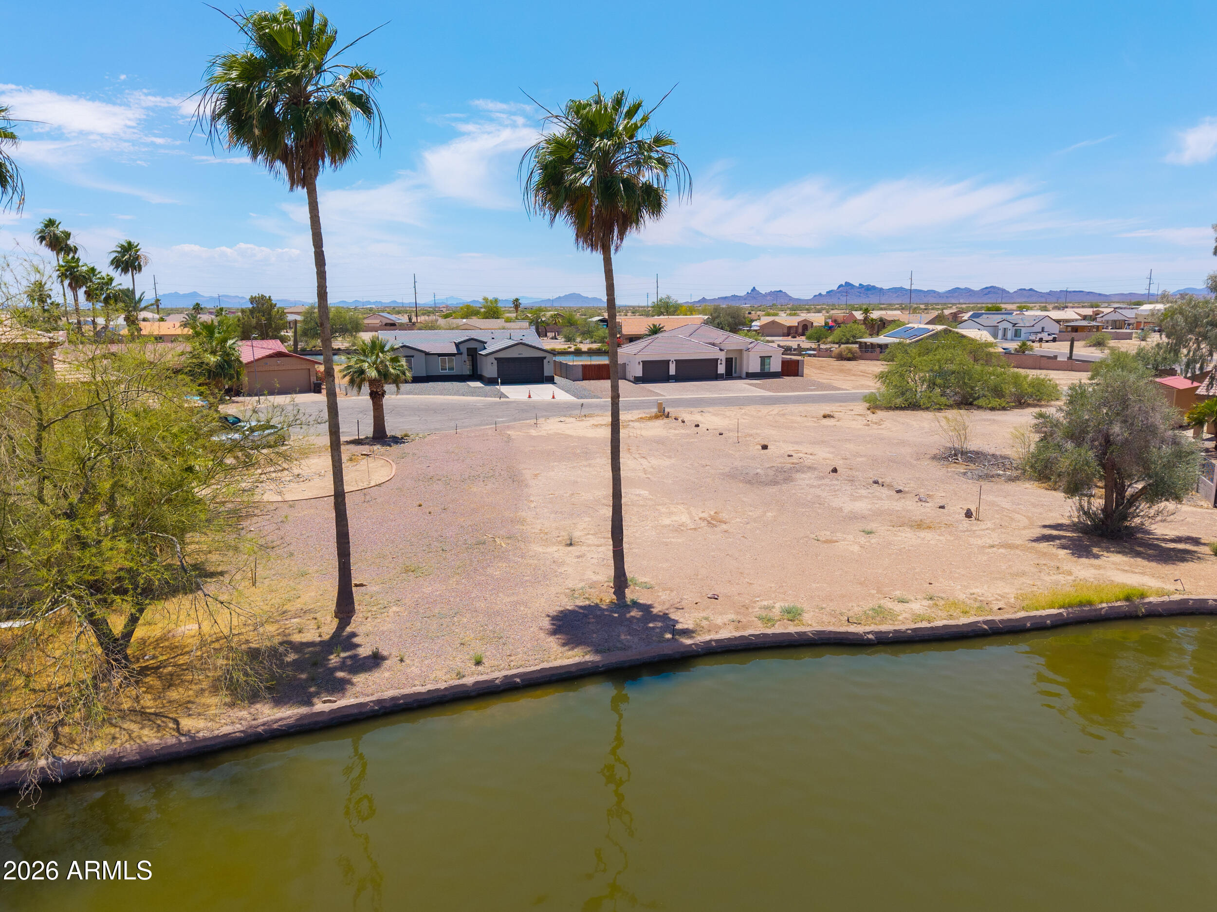 ARIZONA CITY UNIT TEN - Land