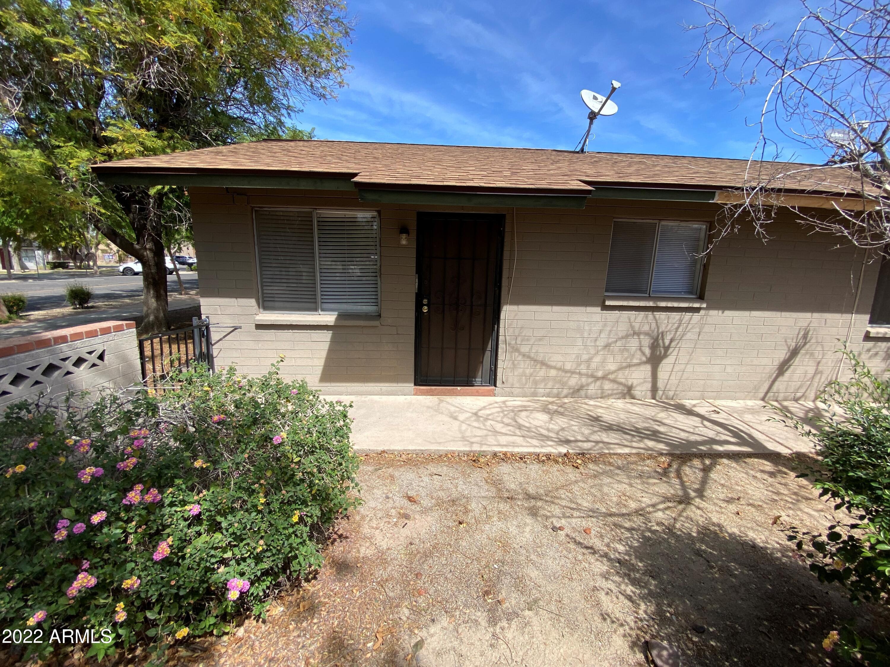 7153 N 57TH Drive Apt 1