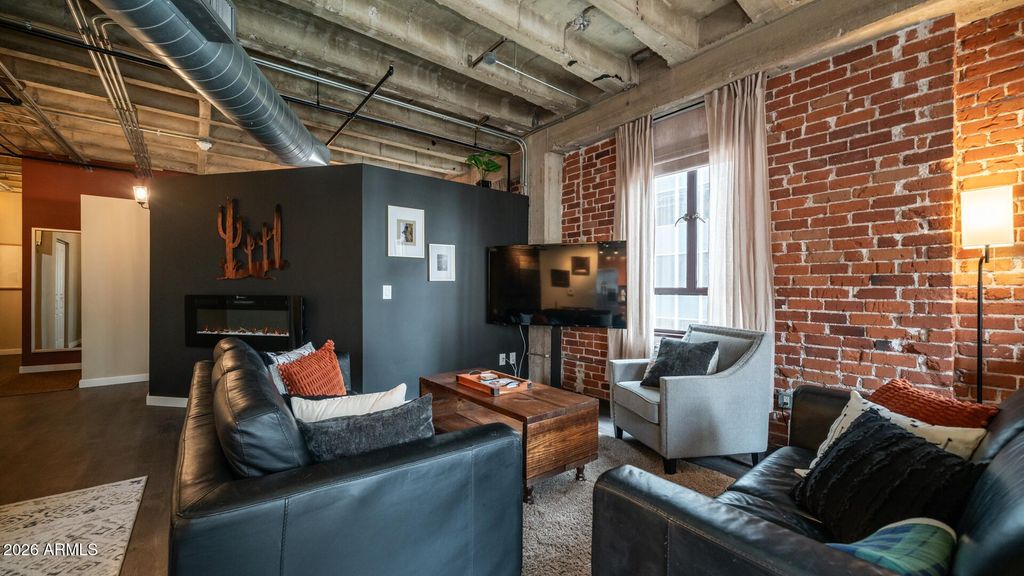 Photo of 114 W Adams Street #503, Phoenix, AZ 85003 (MLS # 6969274)