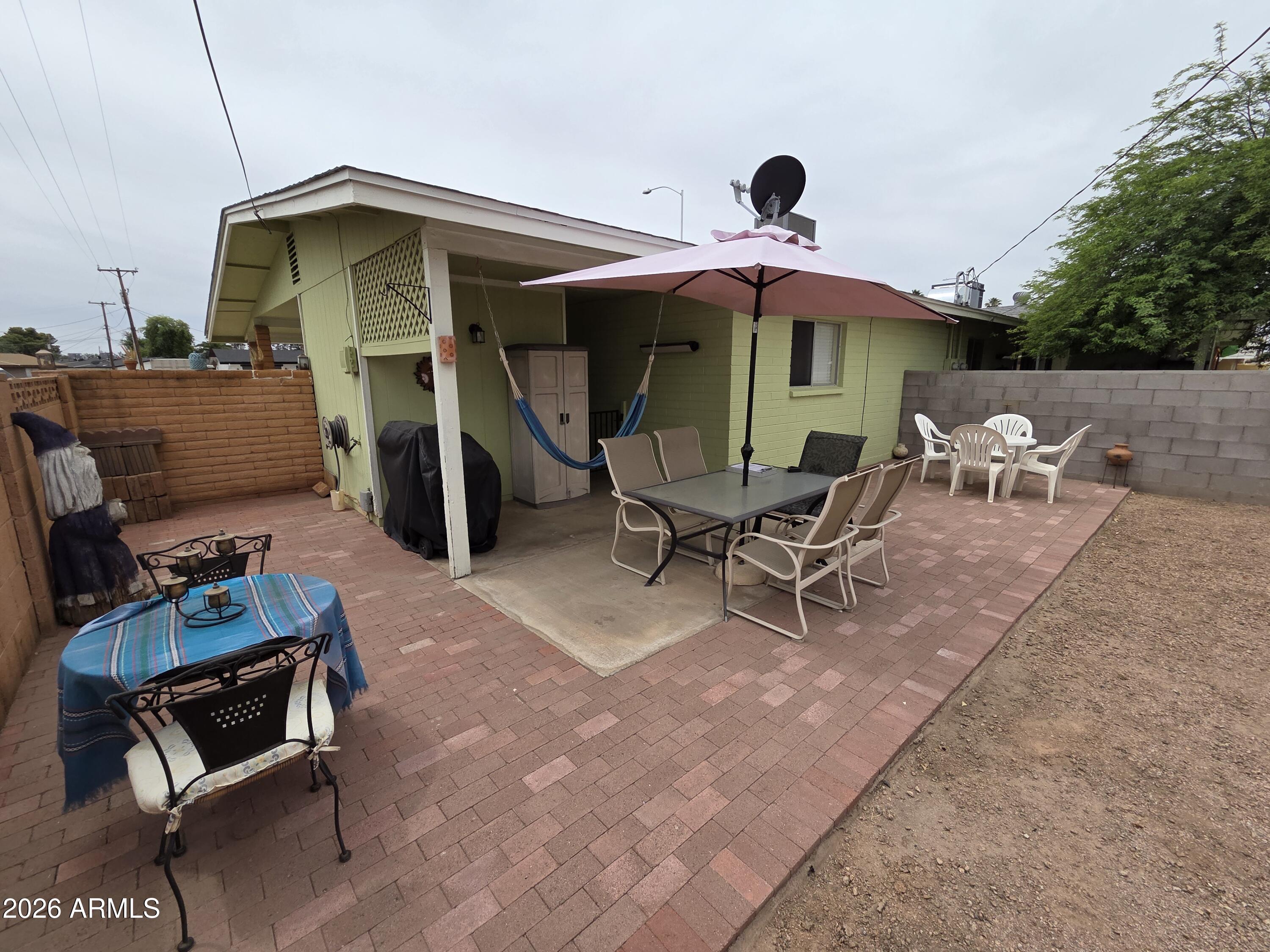 1121 N WEDGEWOOD Circle