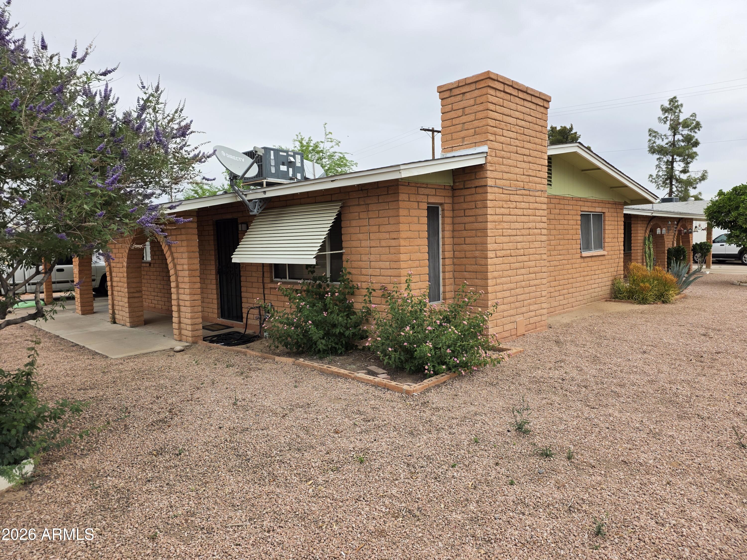 1121 N WEDGEWOOD Circle