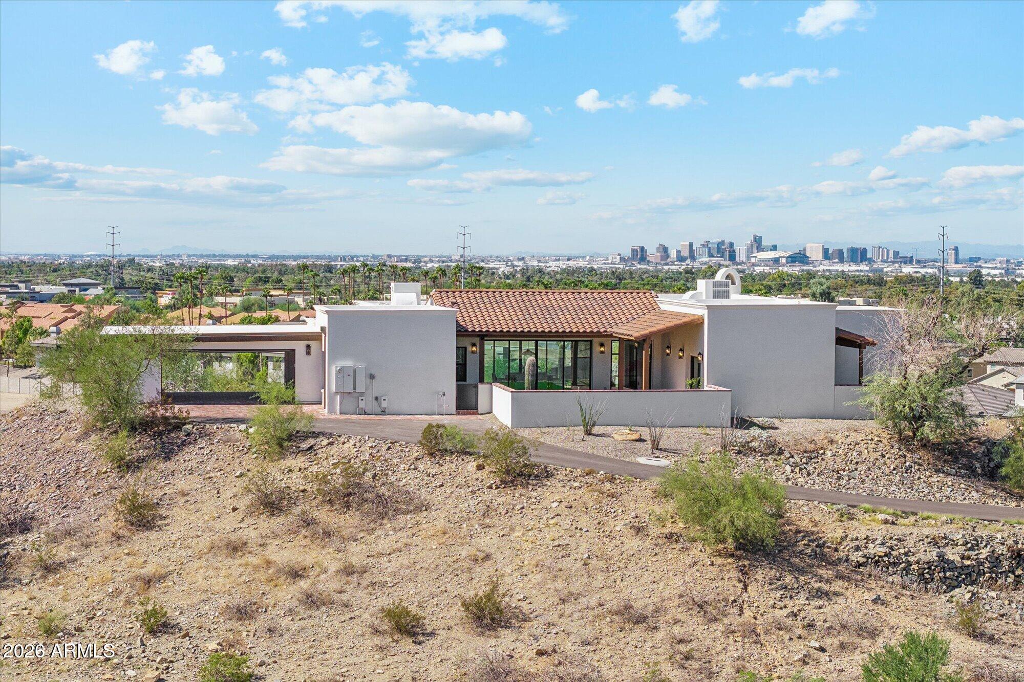 3731 E Fawn Drive