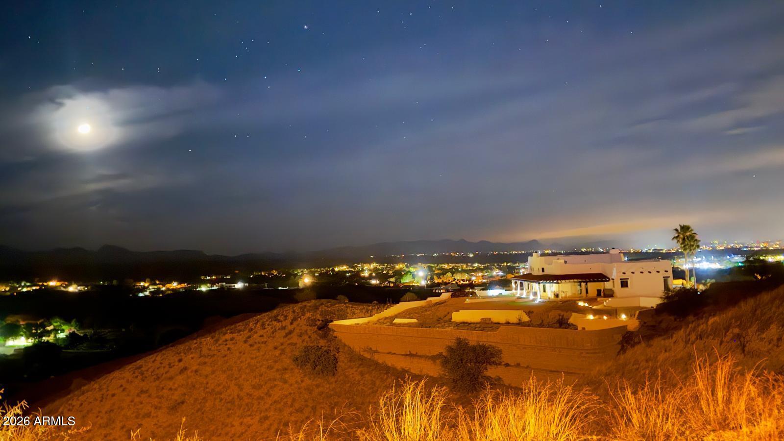 1091 W MARIPOSA HILLS Drive