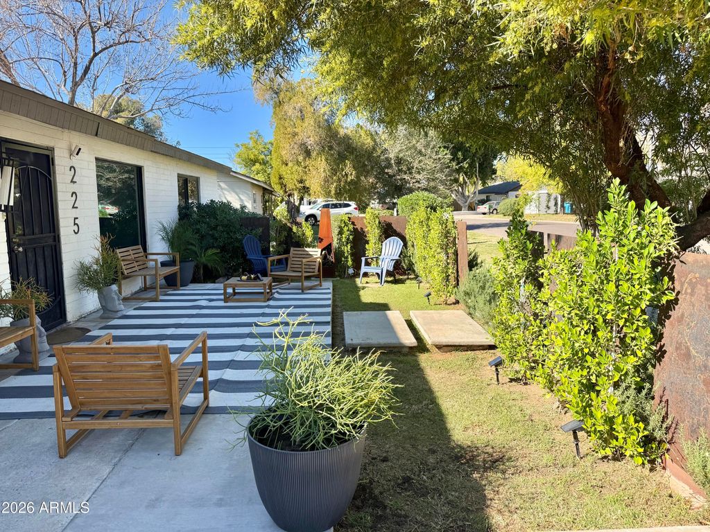 Photo of 225 W Alice Avenue W, Phoenix, AZ 85021 (MLS # 6977856)