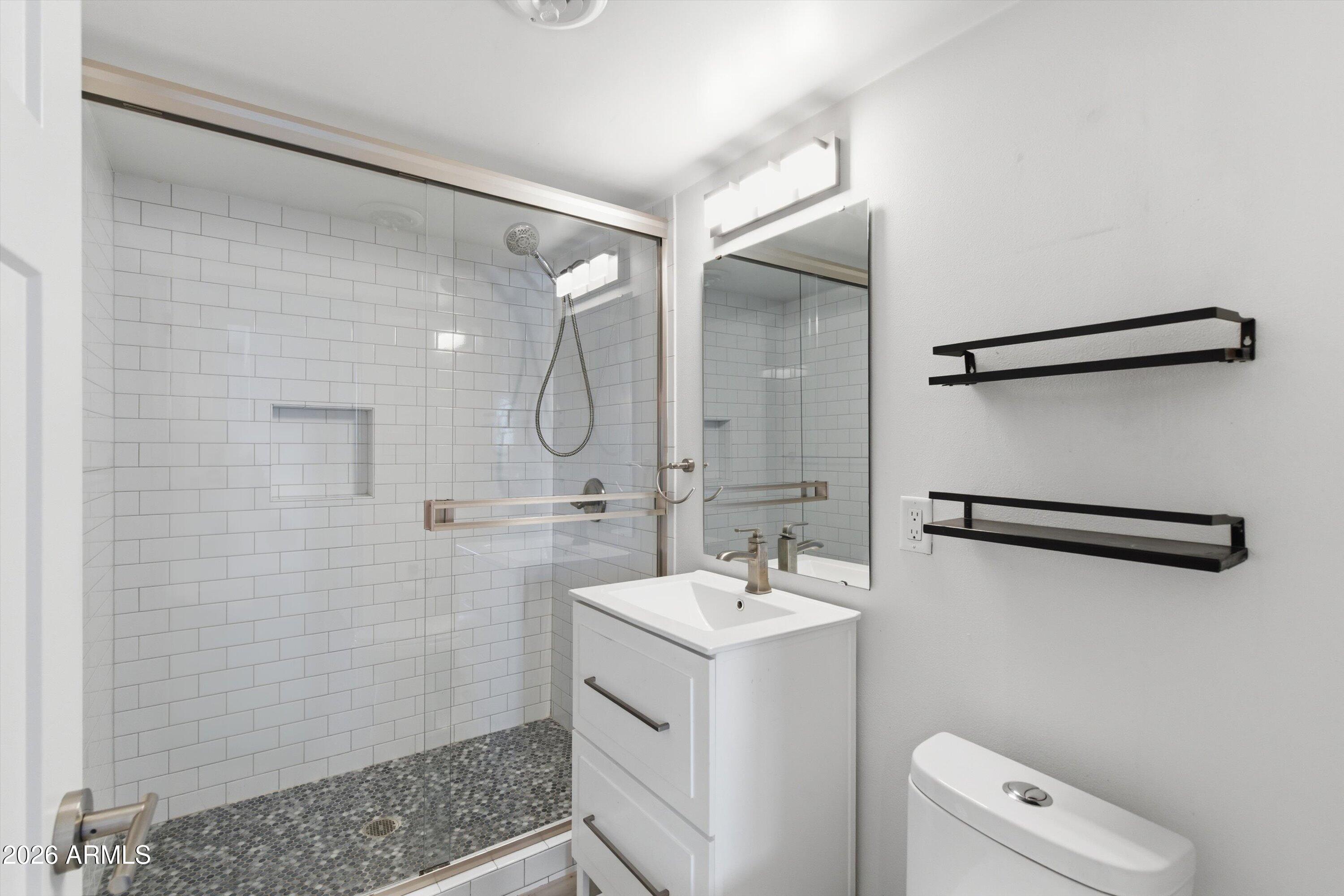 334 W MEDLOCK Drive C201