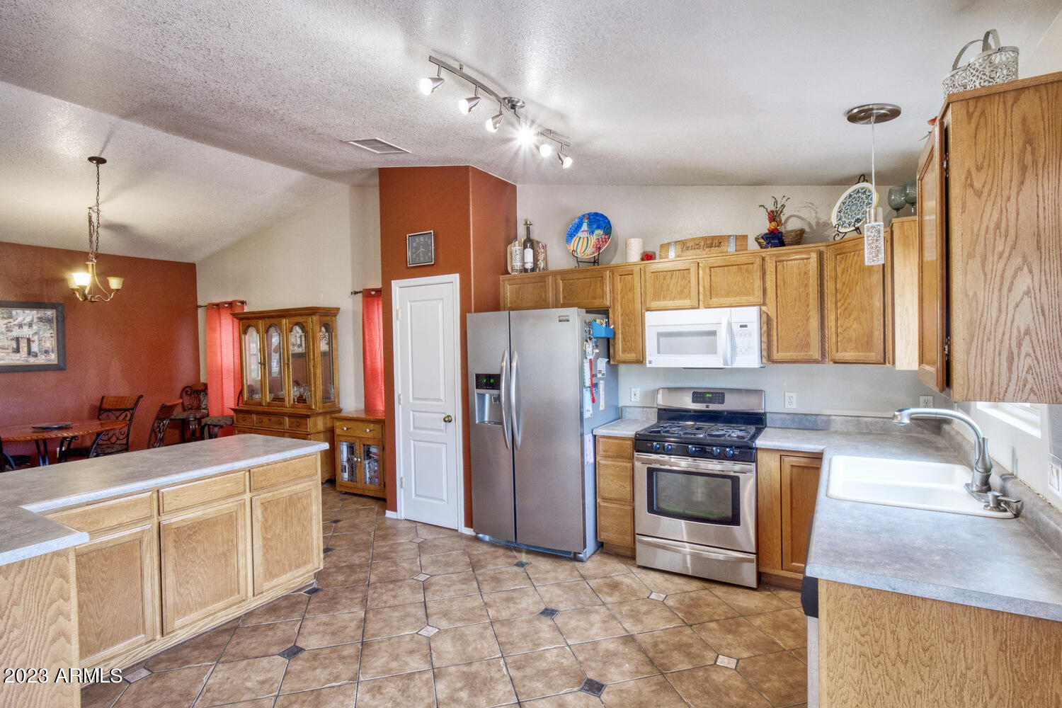CANYON DE FLORES PHASE 1B - Residential