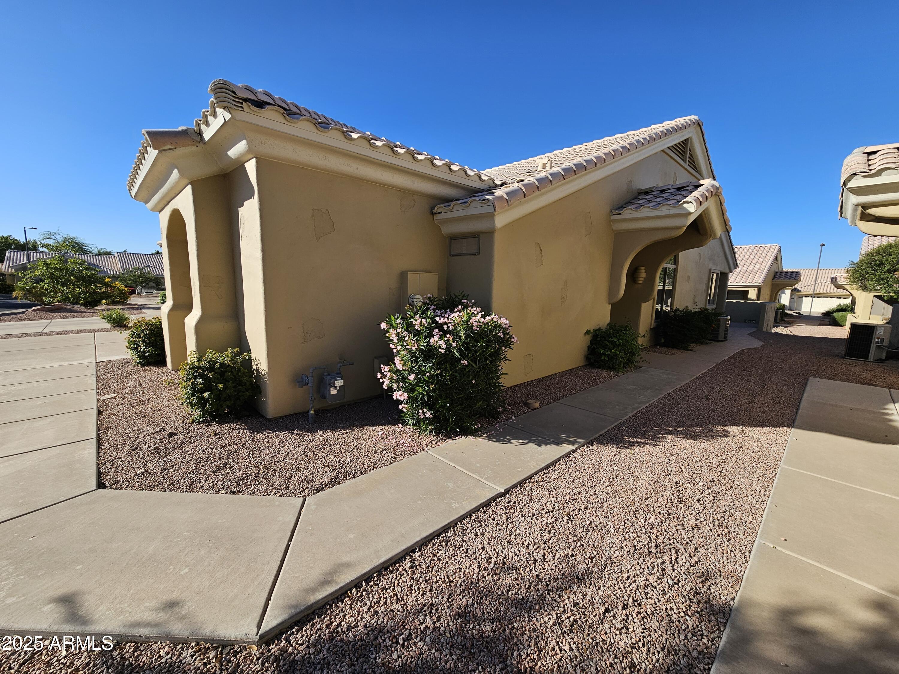 5830 E MCKELLIPS Road 139