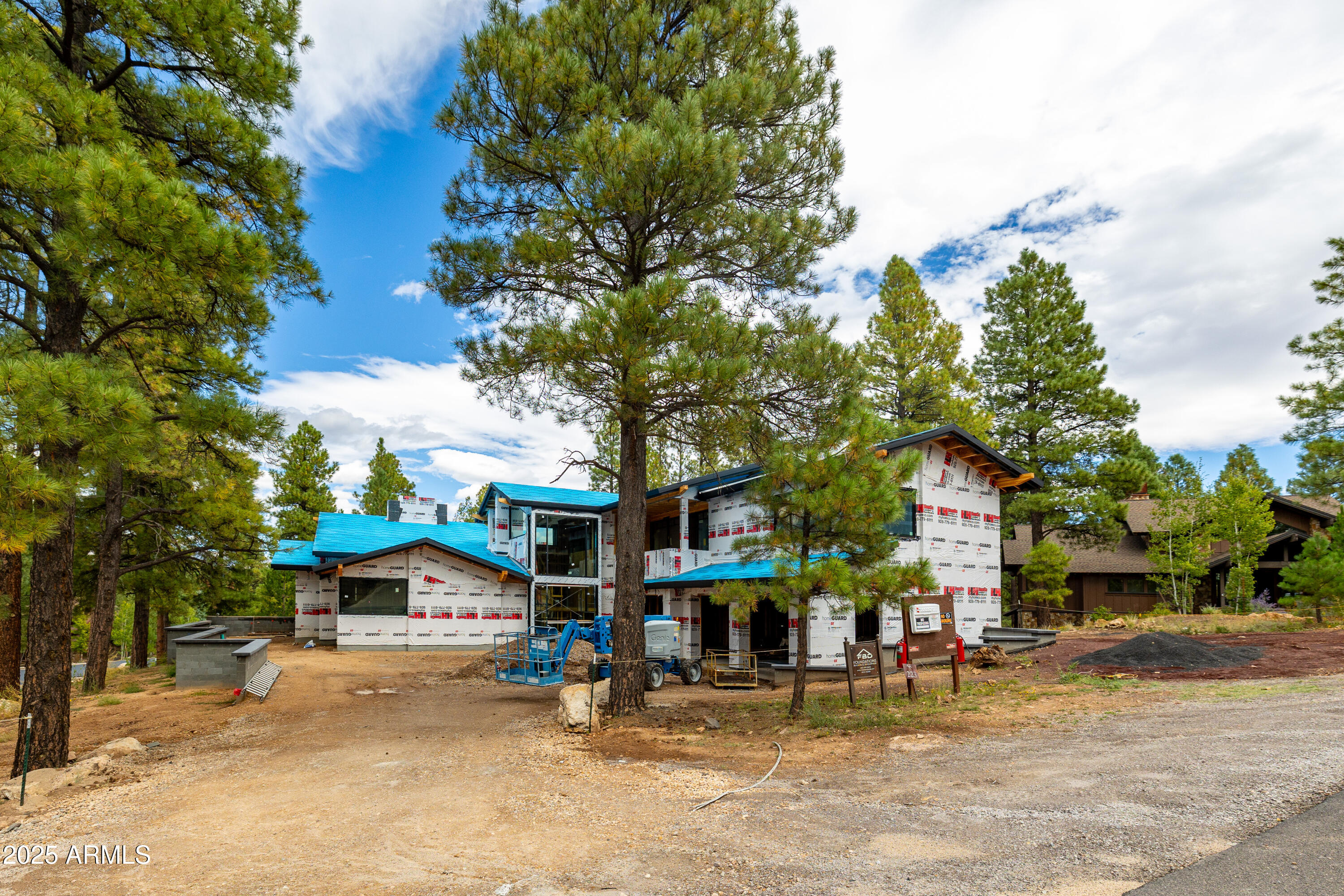 2000 E Del Rae Drive 223