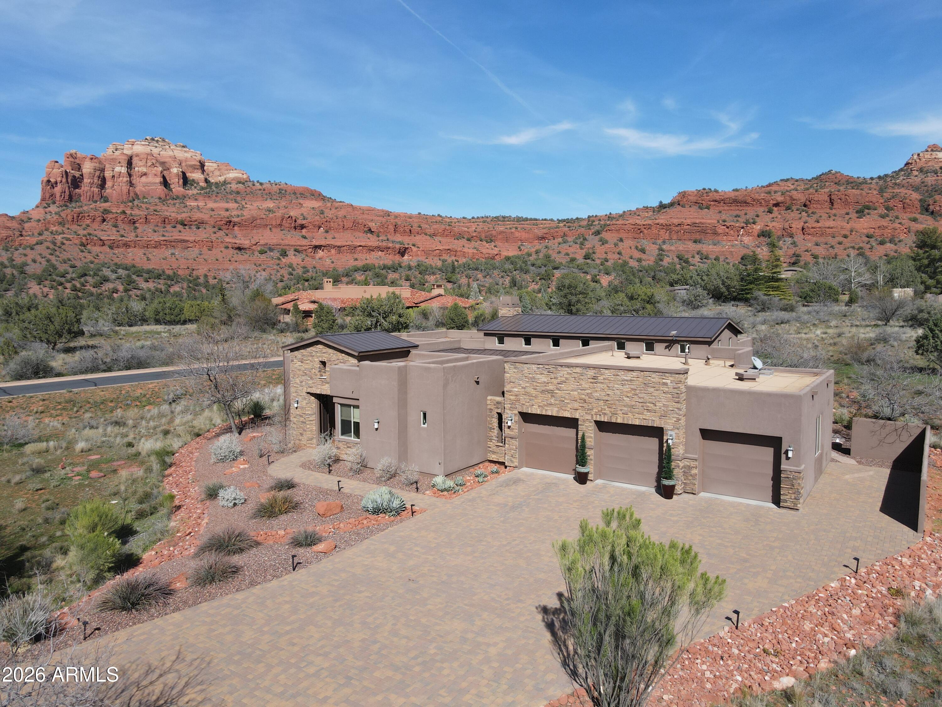 25 CATHEDRAL RANCH Drive