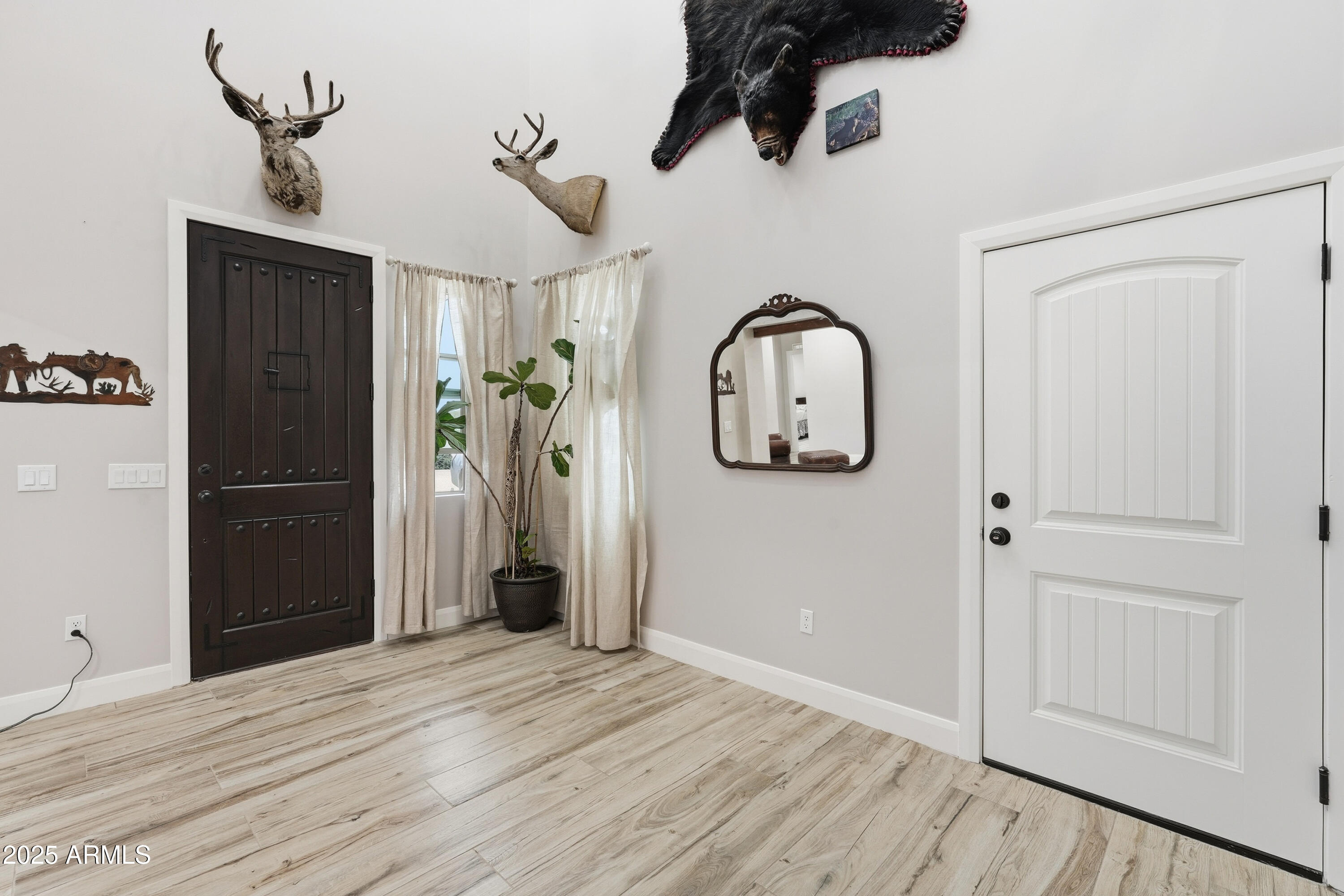 40105 N TAYLOR Street