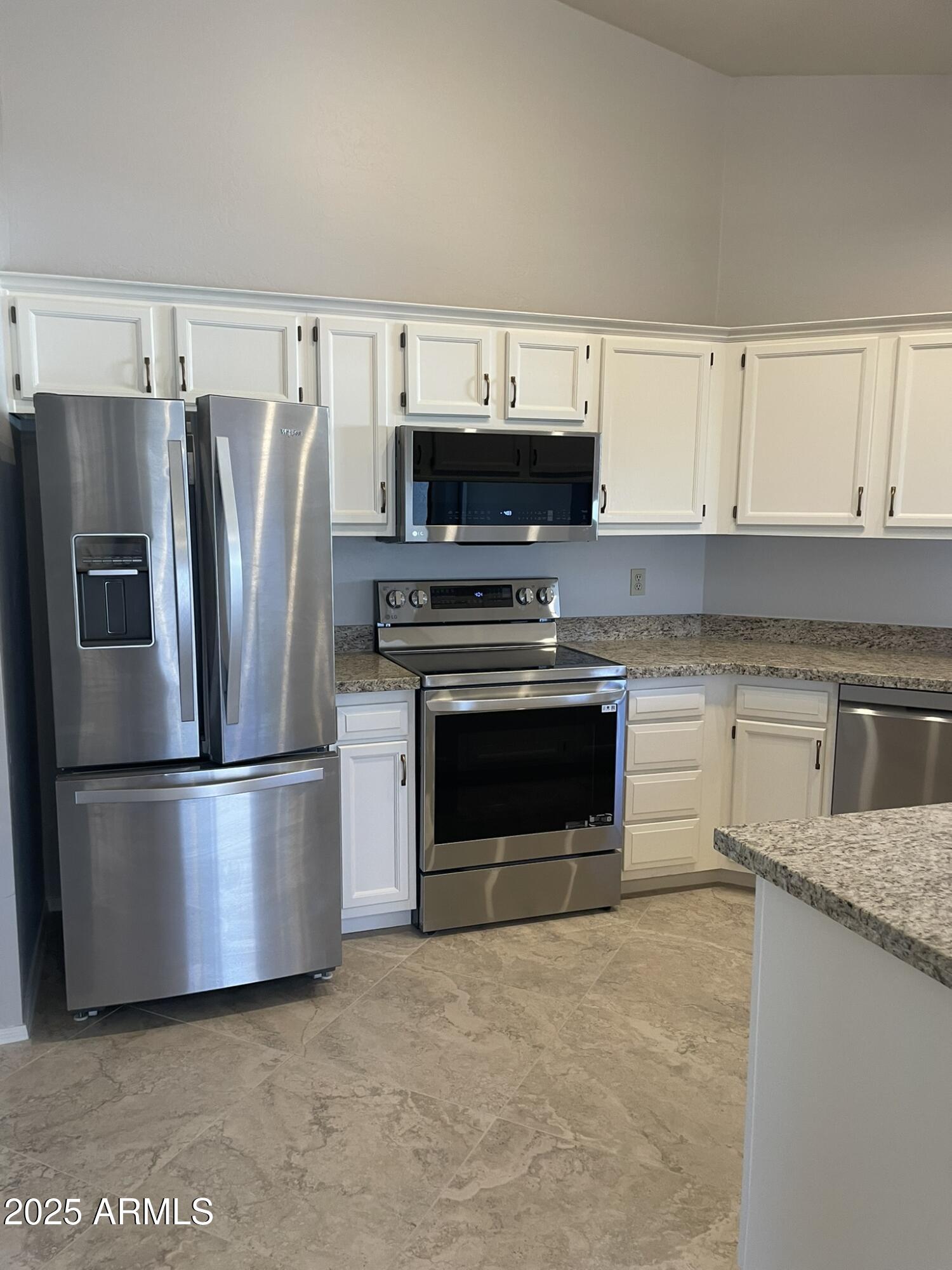 4725 E Brown Road -- E 44