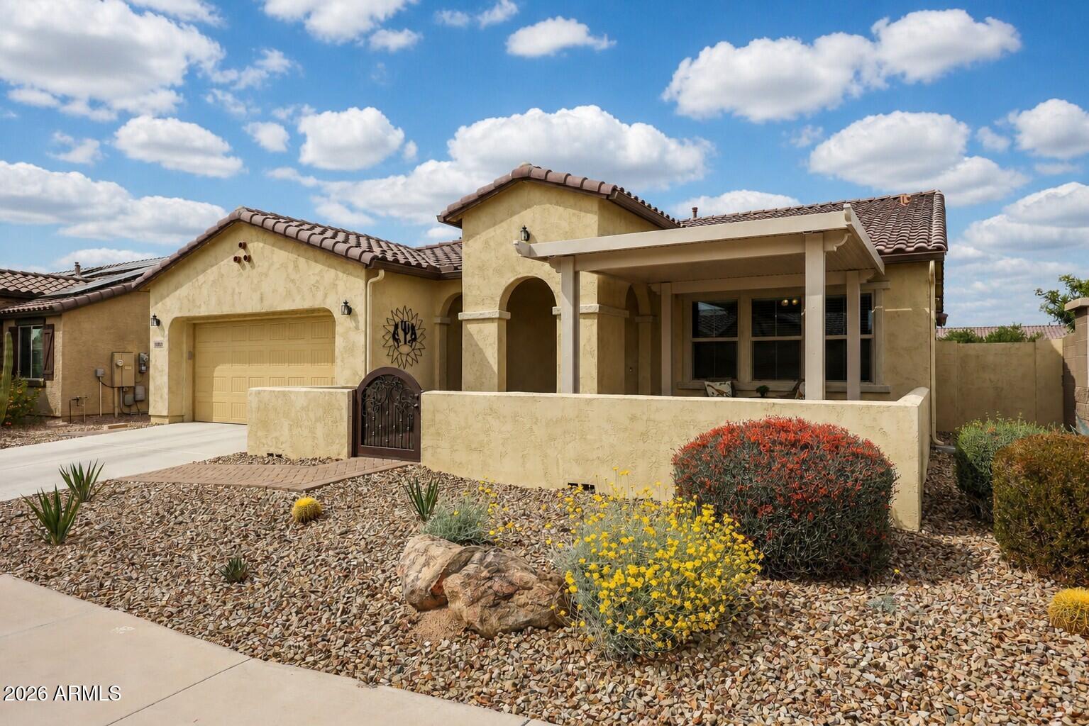 18106 W REDWOOD Lane