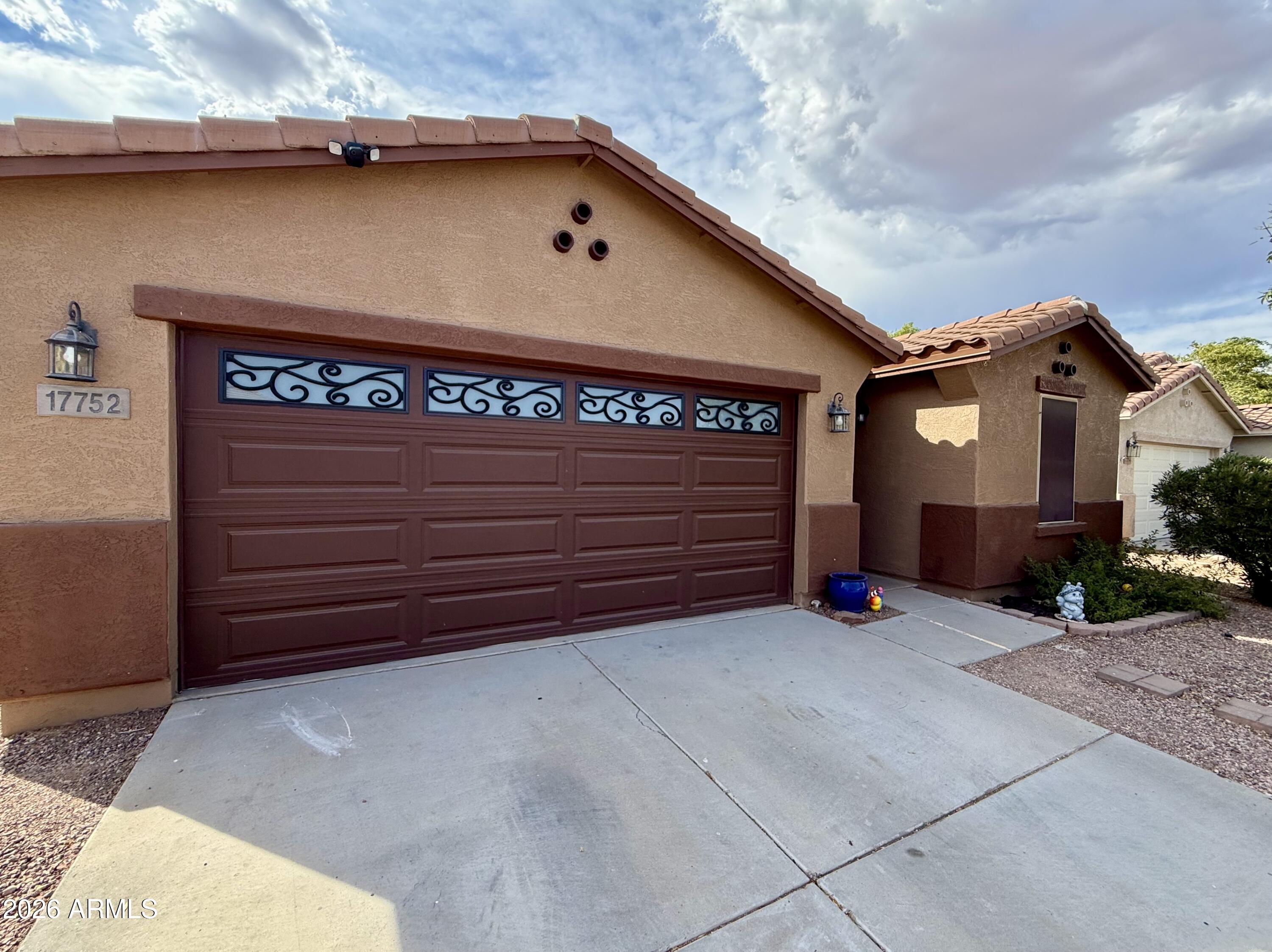 17752 W MAYA Way