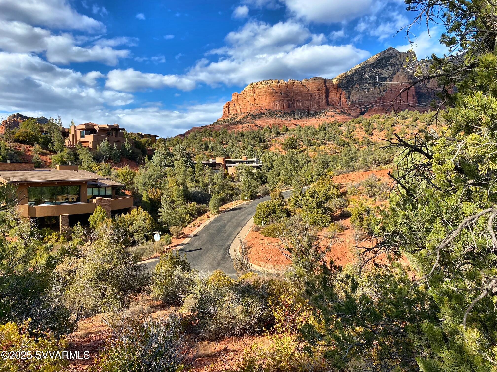 1027 E PARK RIDGE Drive 39