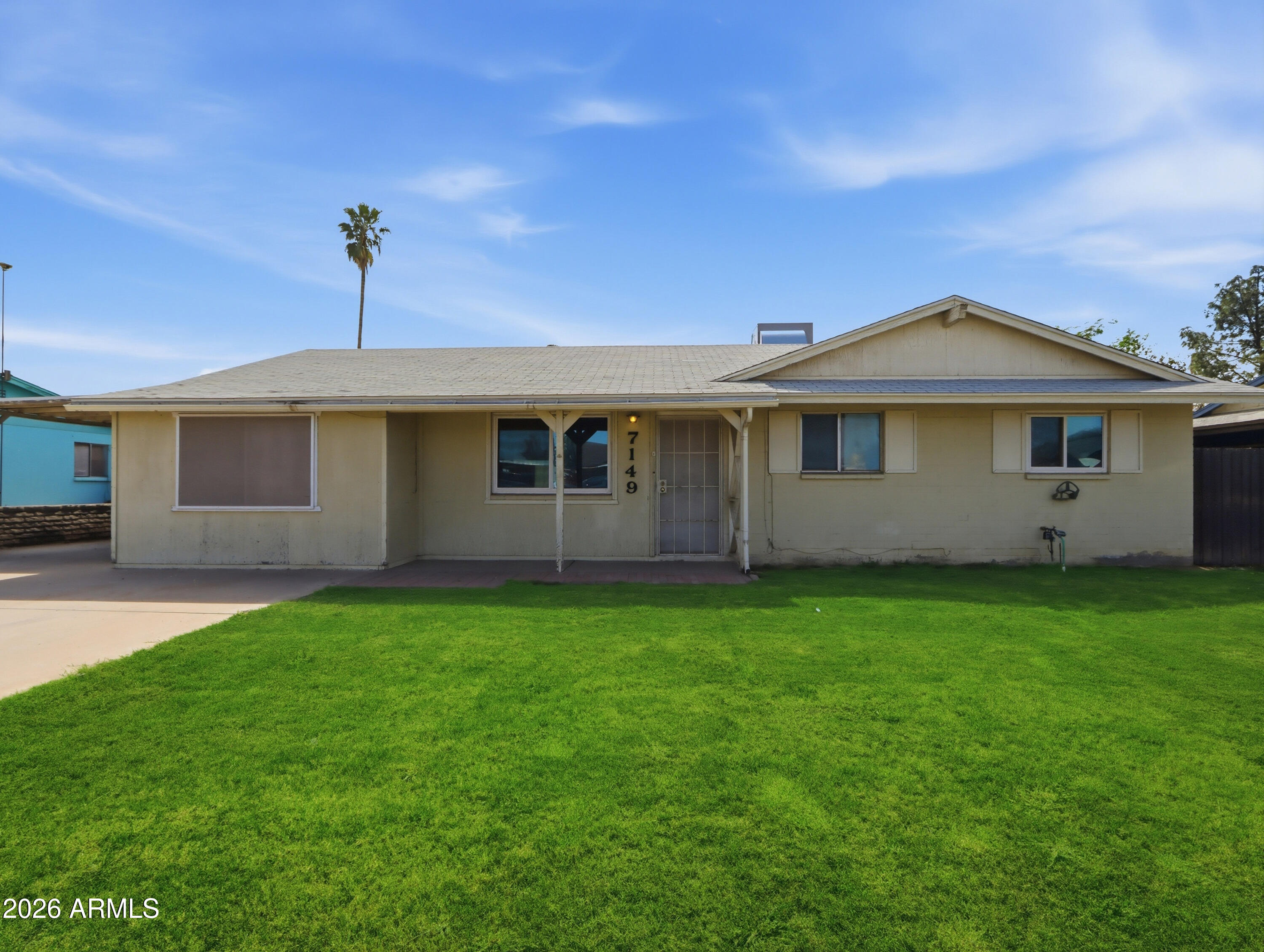 7149 W Wilshire Drive