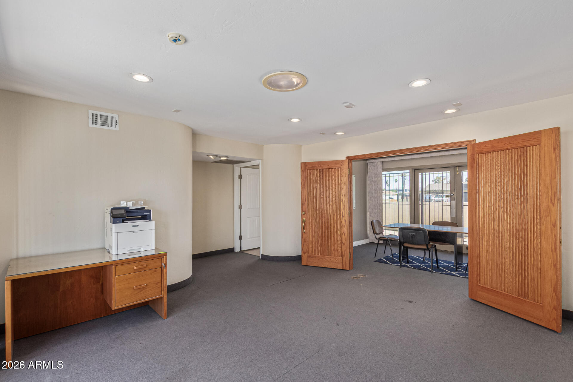 8545 N BLACK CANYON Highway