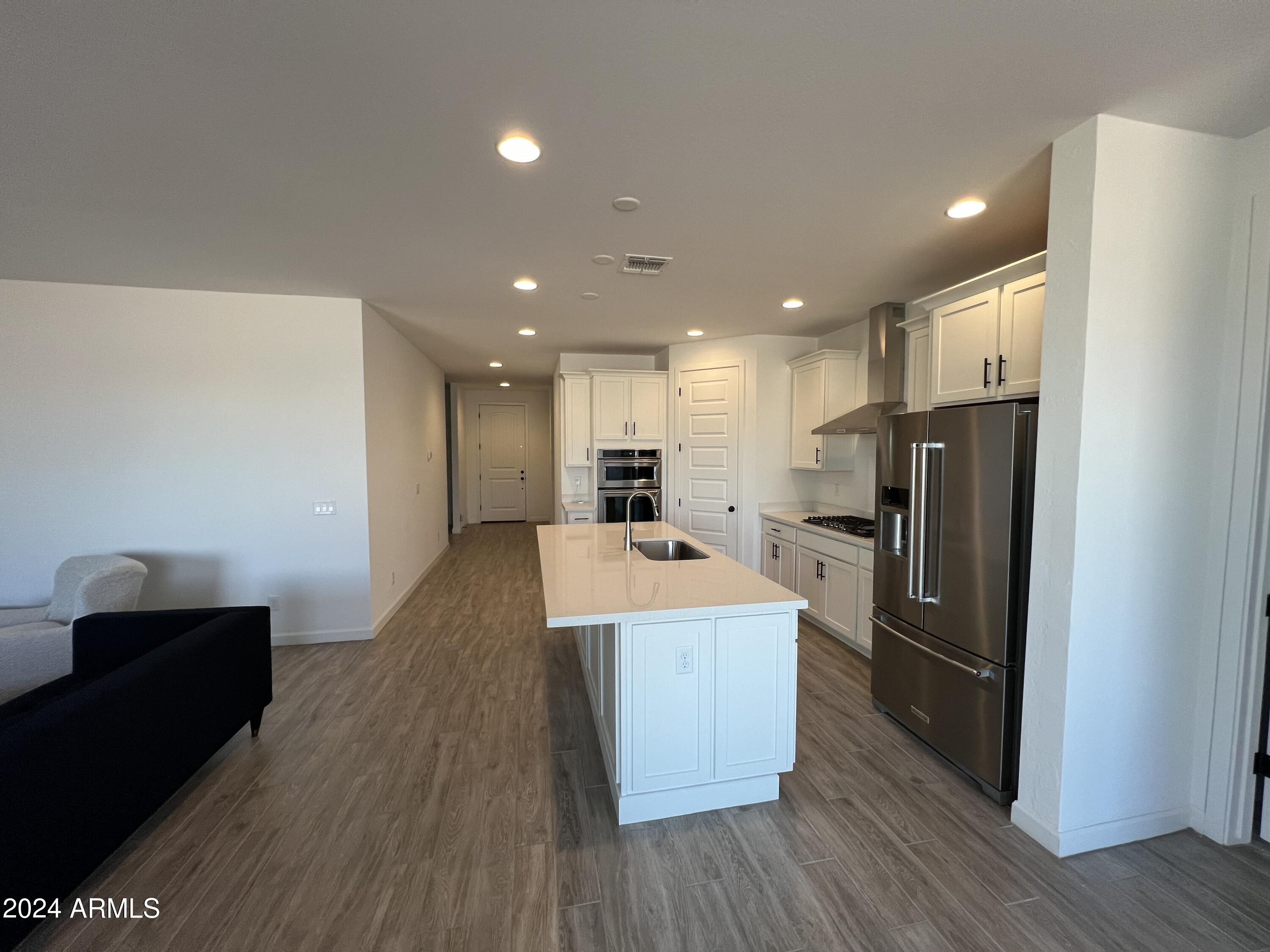 9844 E SATELLITE Drive