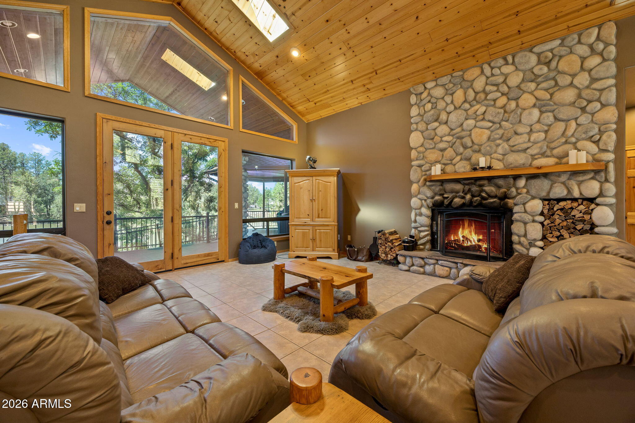 784 PINE CREEK Drive