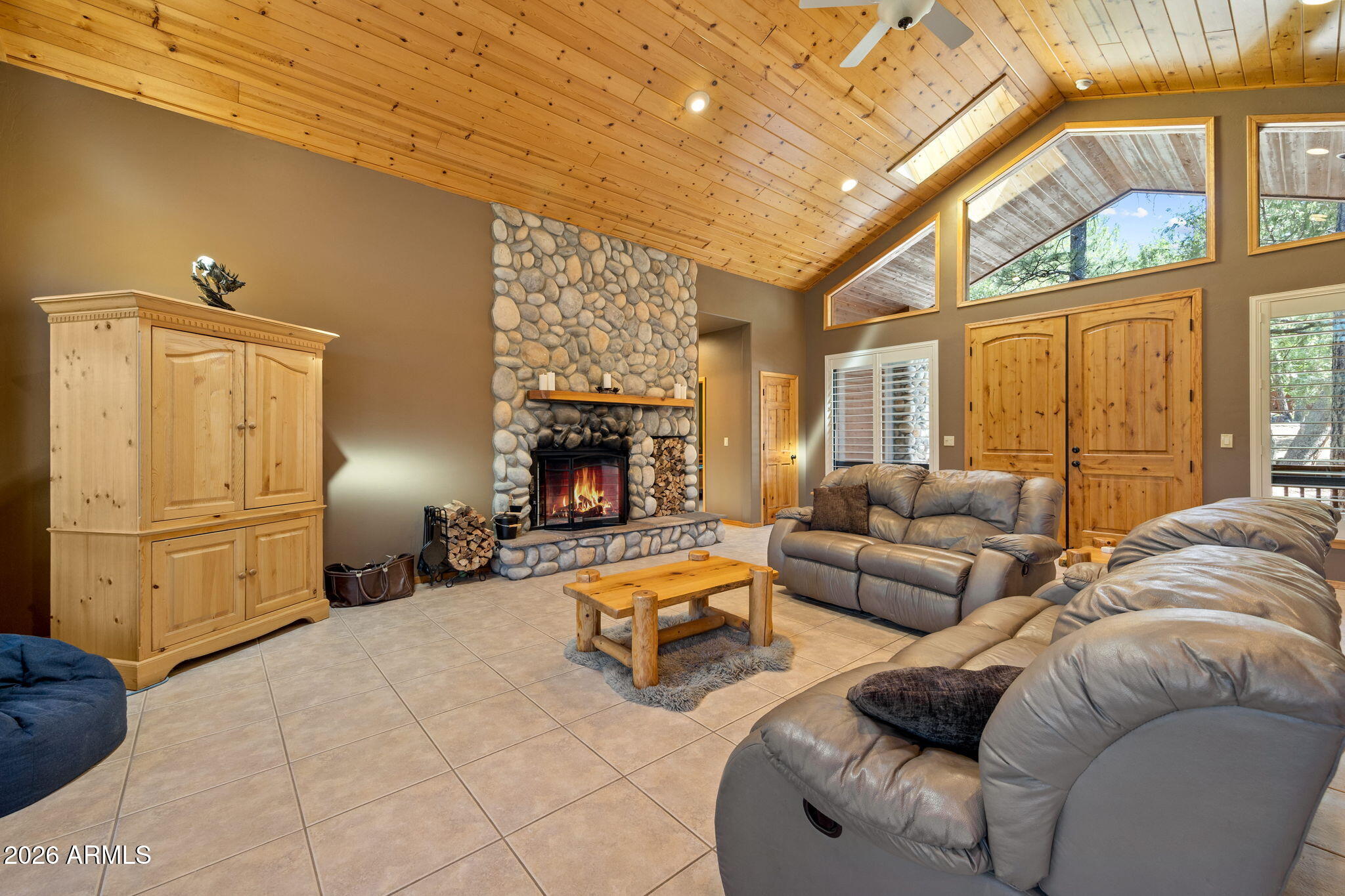 784 PINE CREEK Drive