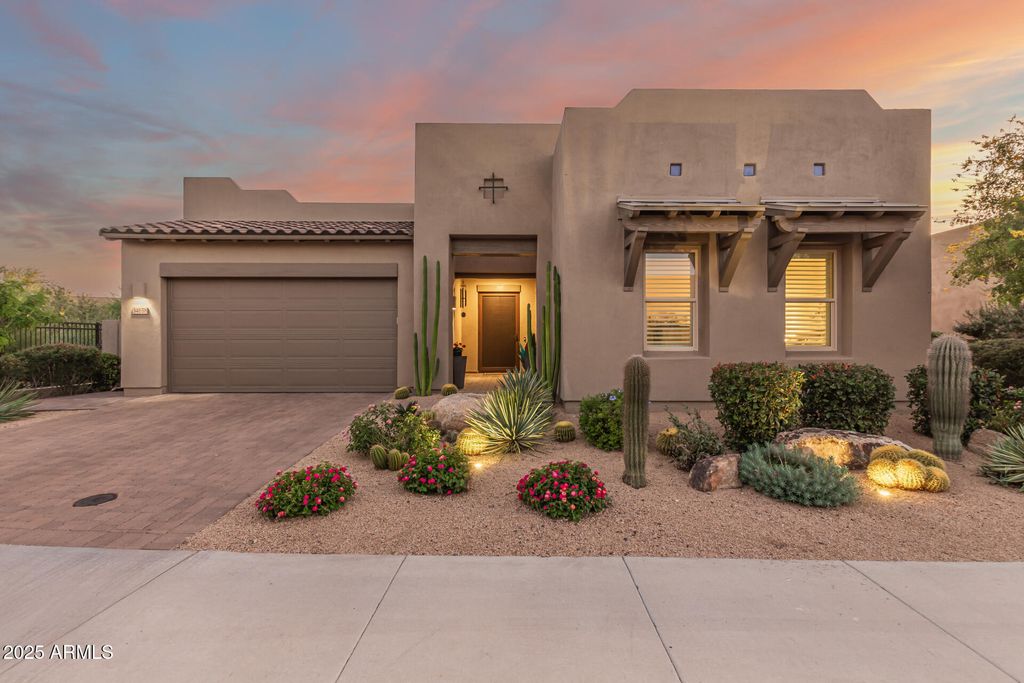 Photo of 34658 N 73rd Street, Scottsdale, AZ 85266 (MLS # 6957163)