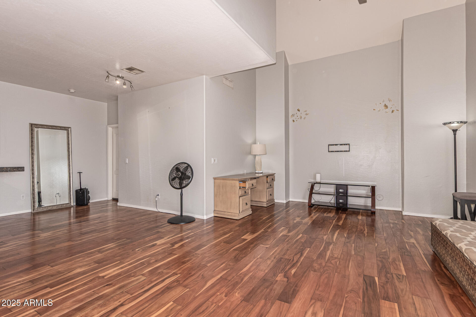 1015 S VAL VISTA Drive 22