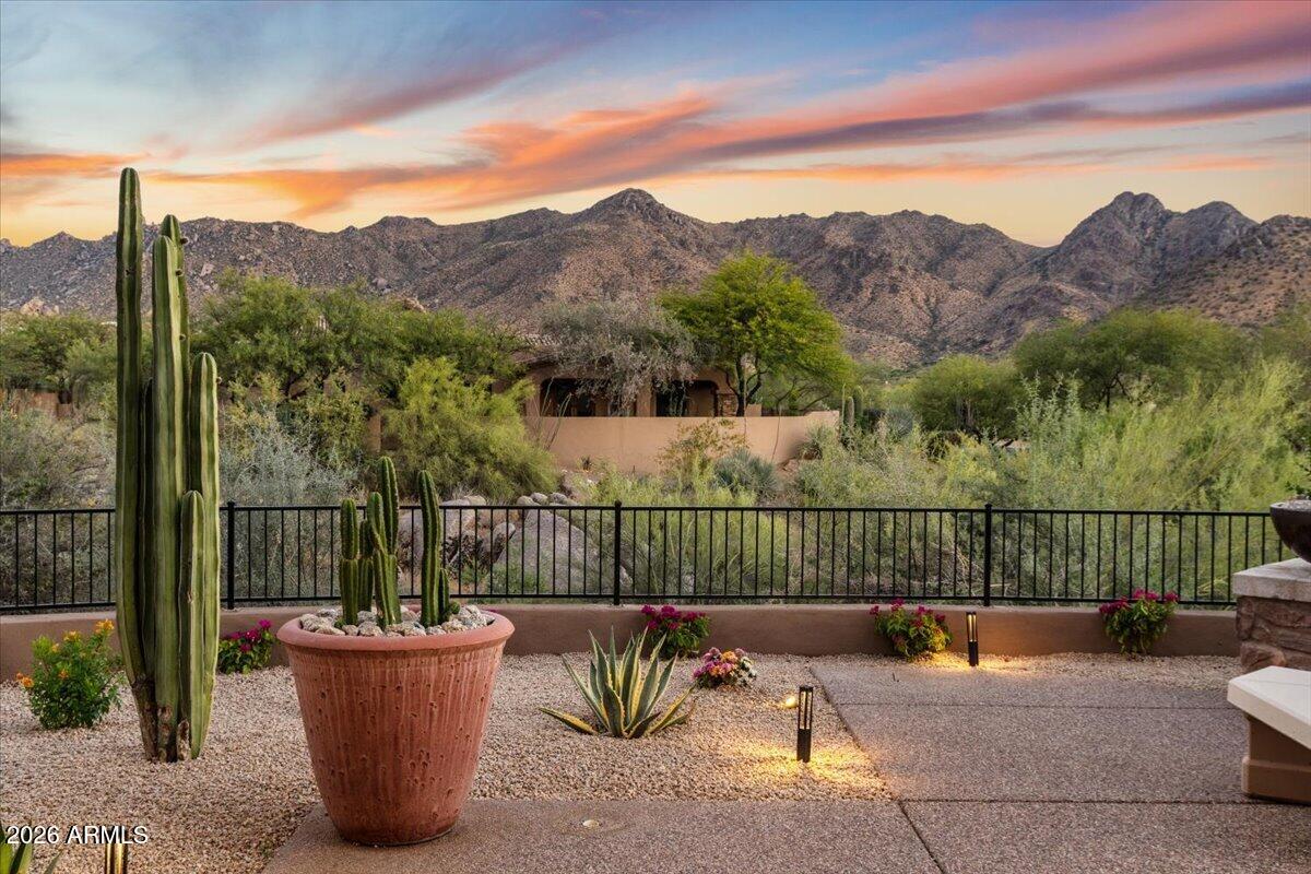 SONORAN CREST - Residential