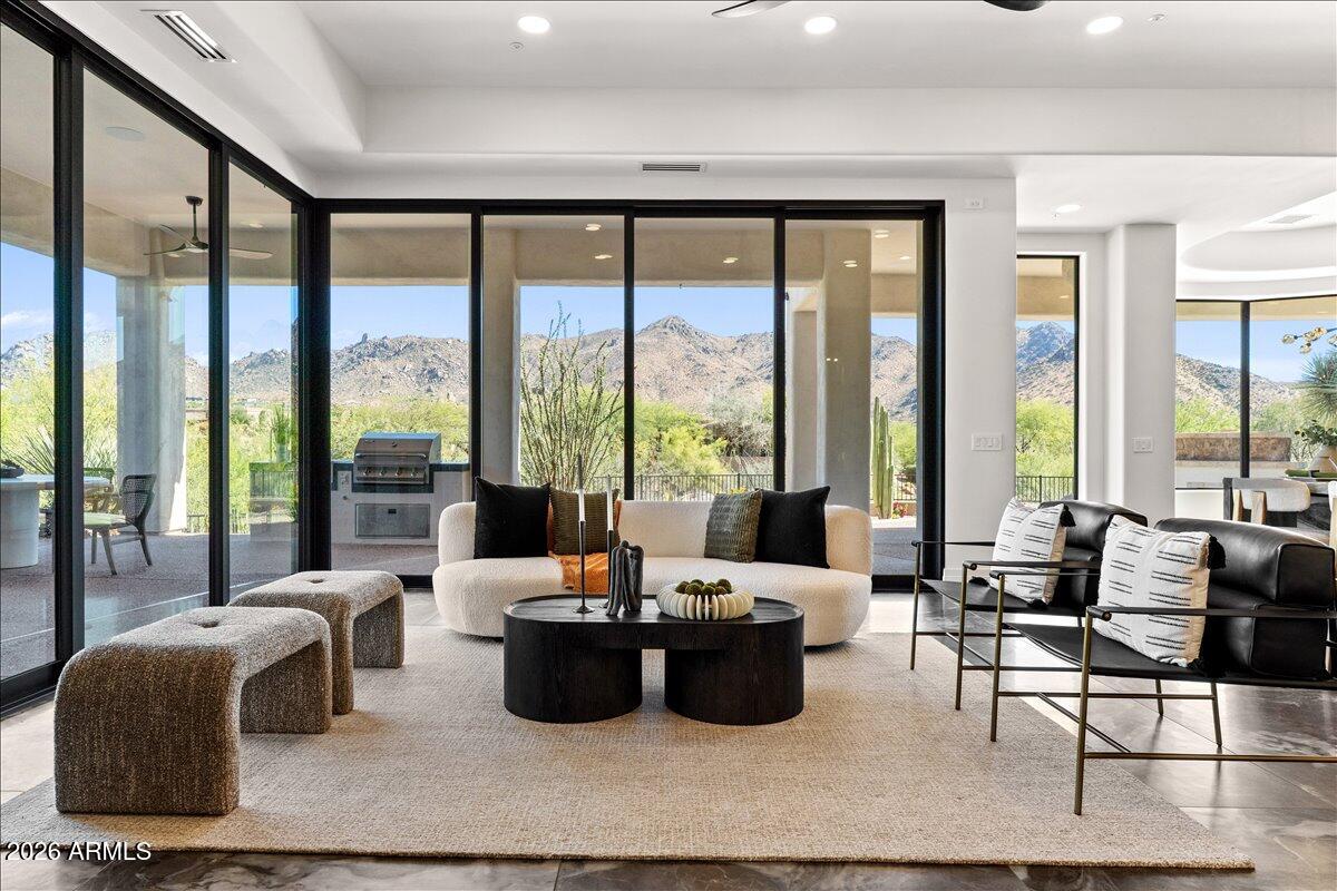 SONORAN CREST - Residential