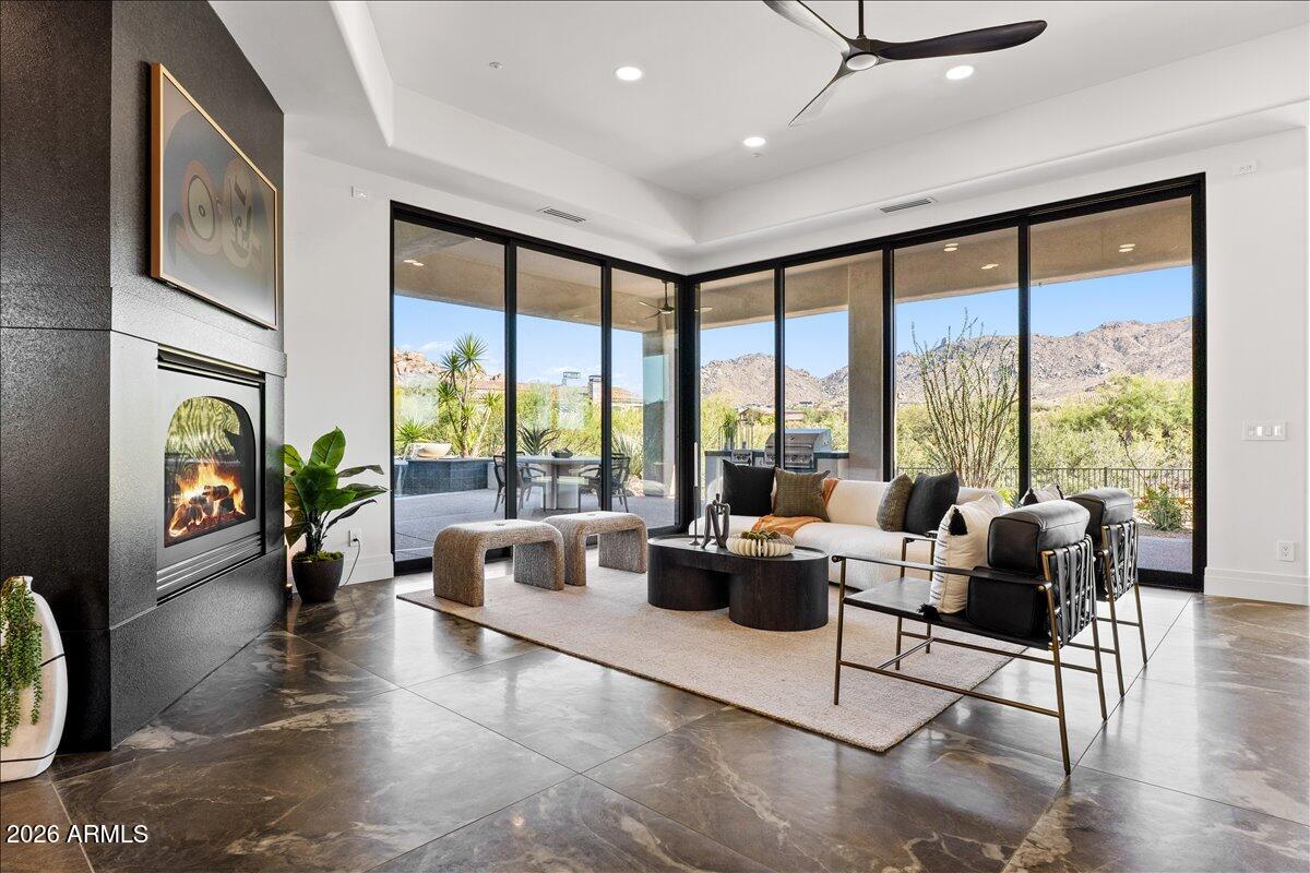 SONORAN CREST - Residential