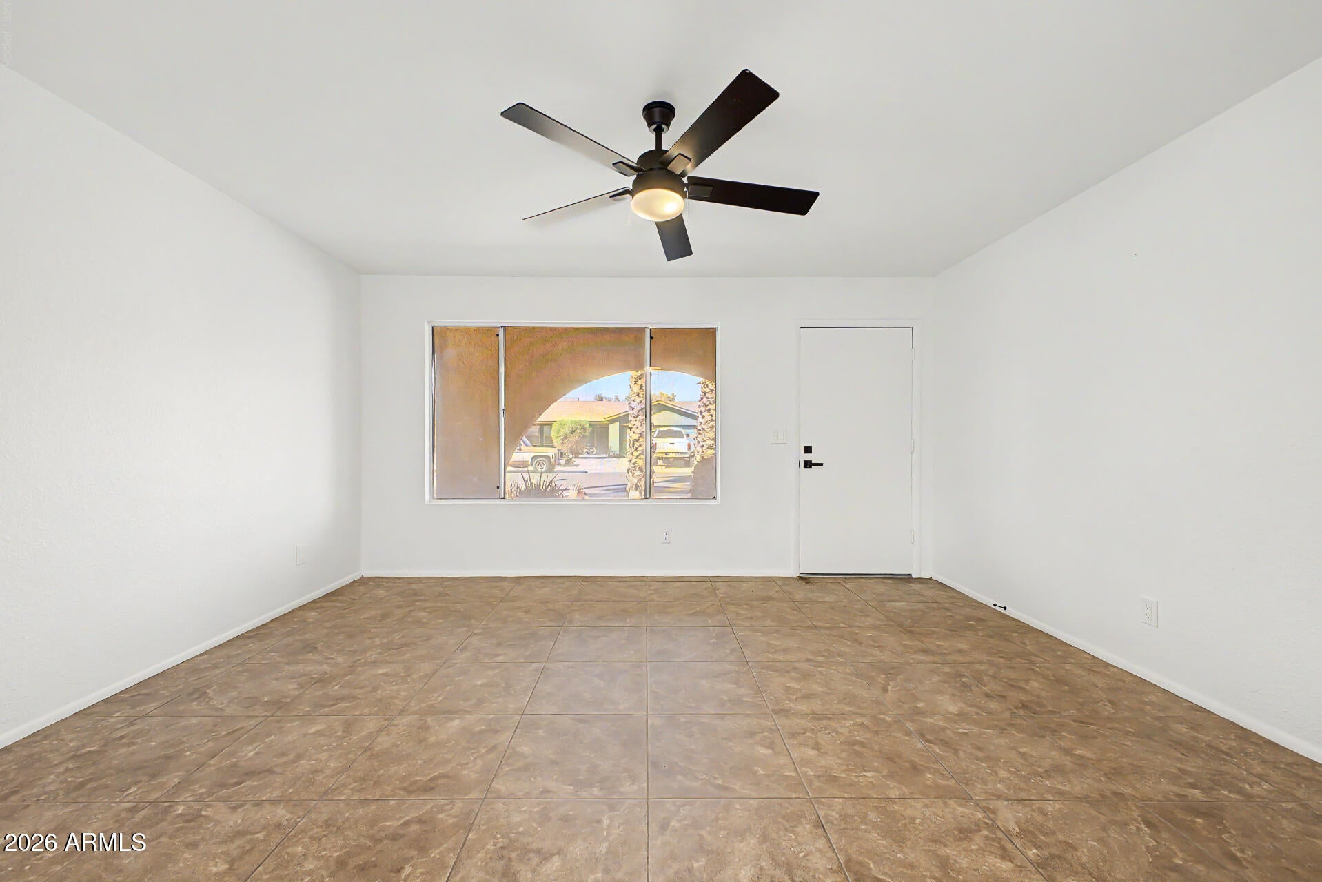 515 W GREENTREE Drive