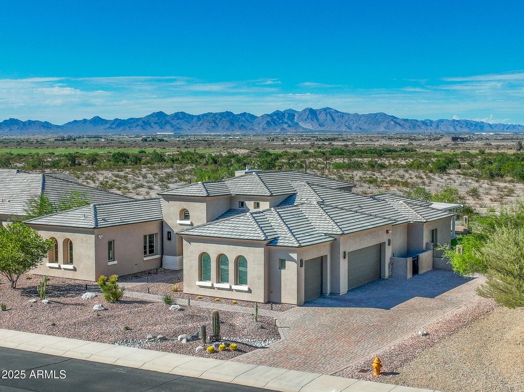 Photo of 17688 W Paseo Way, Goodyear, AZ 85338 (MLS # 6925053)
