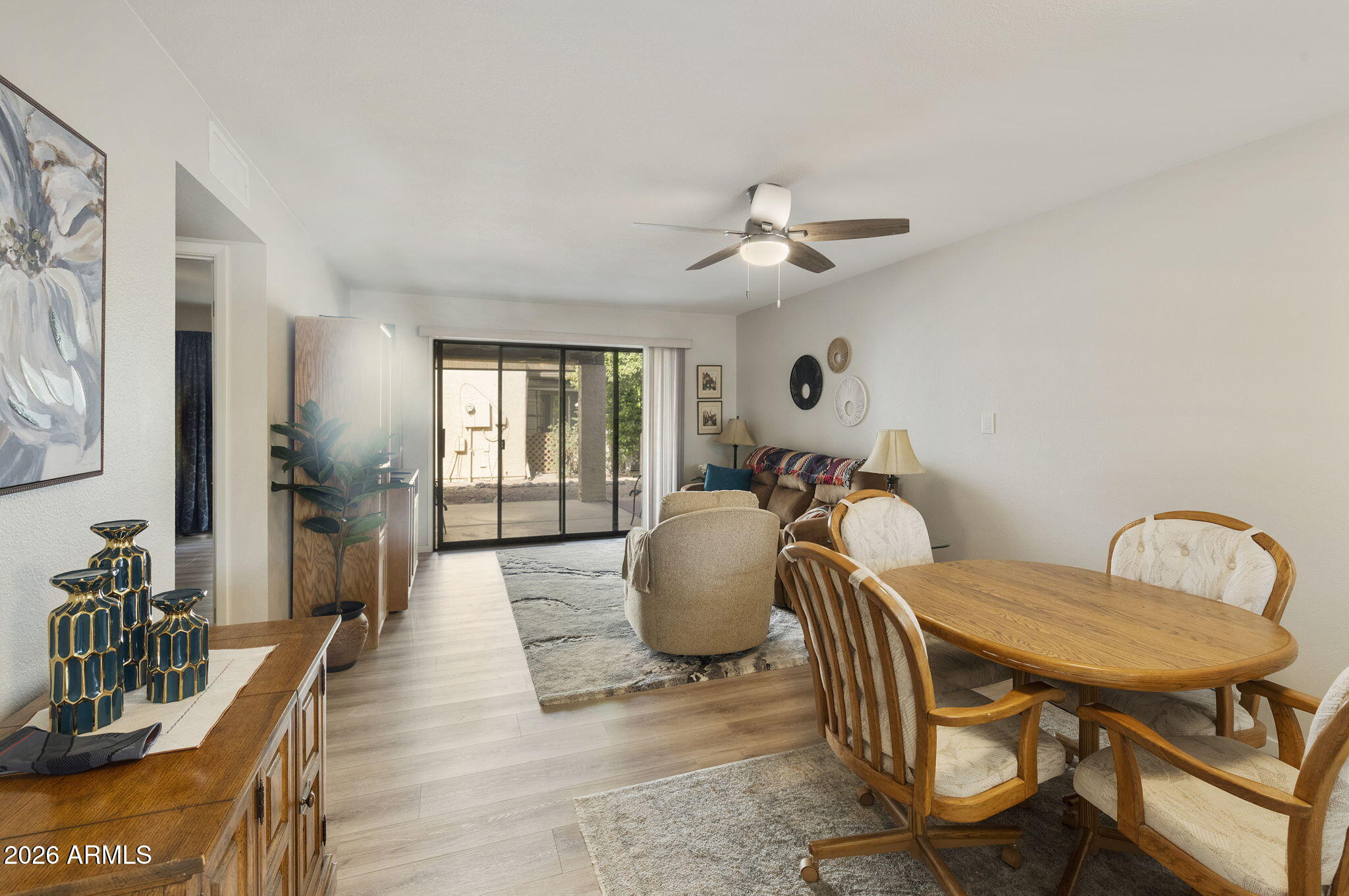 452 S DESERT FLOWER Drive