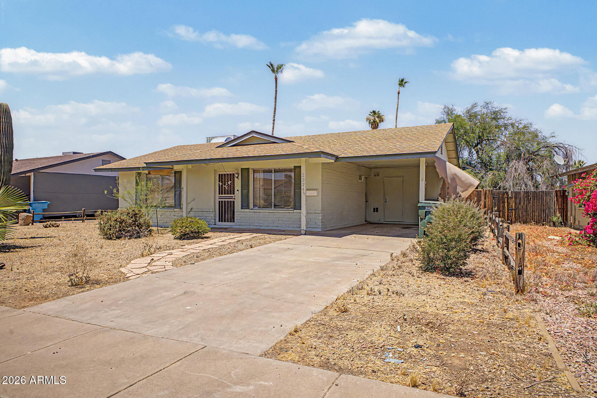 2324 W POINSETTIA Drive